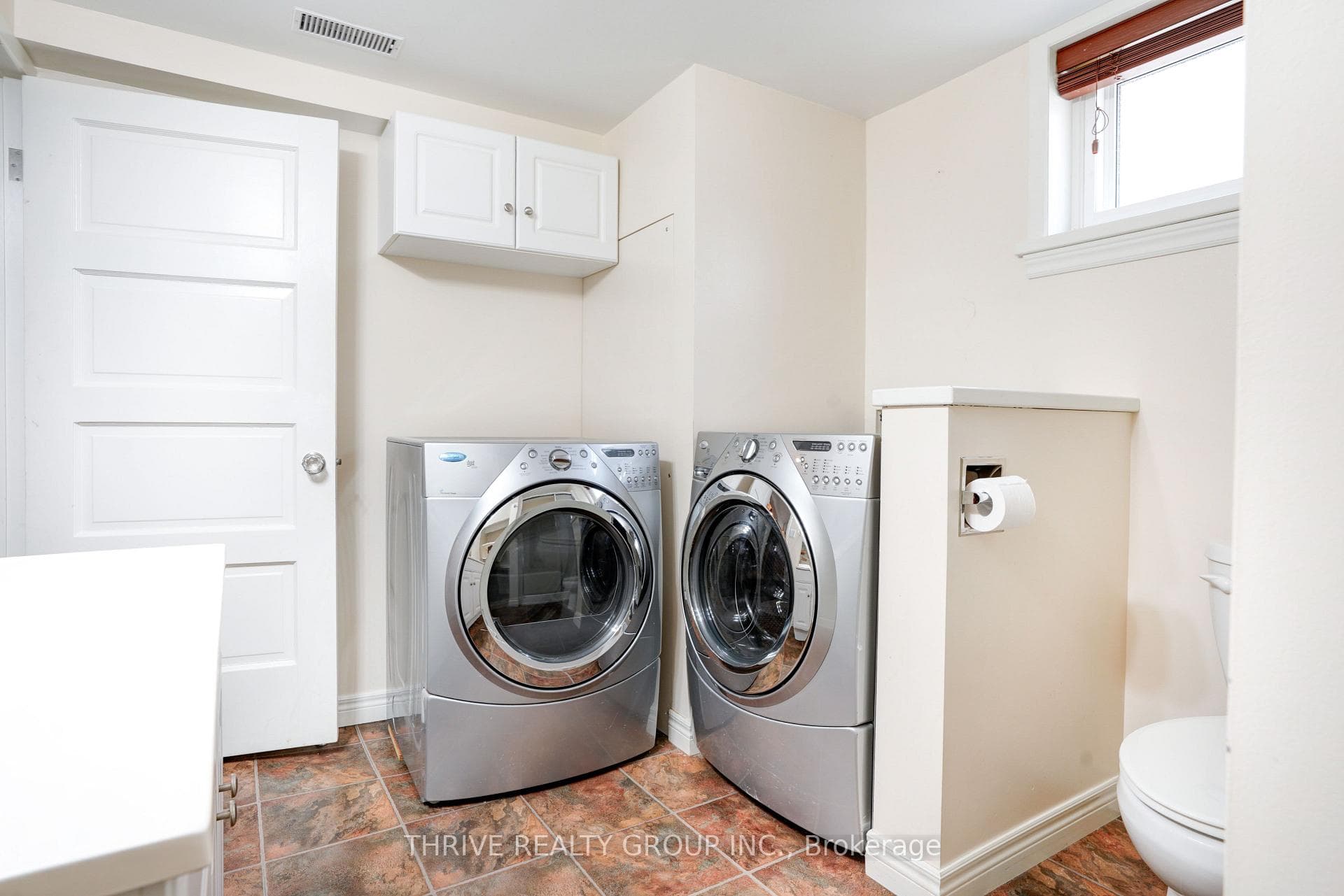 166 Ashland Avenue photo 32