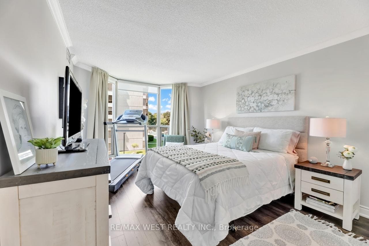 1225 North Shore Boulevard Unit 301 photo 20