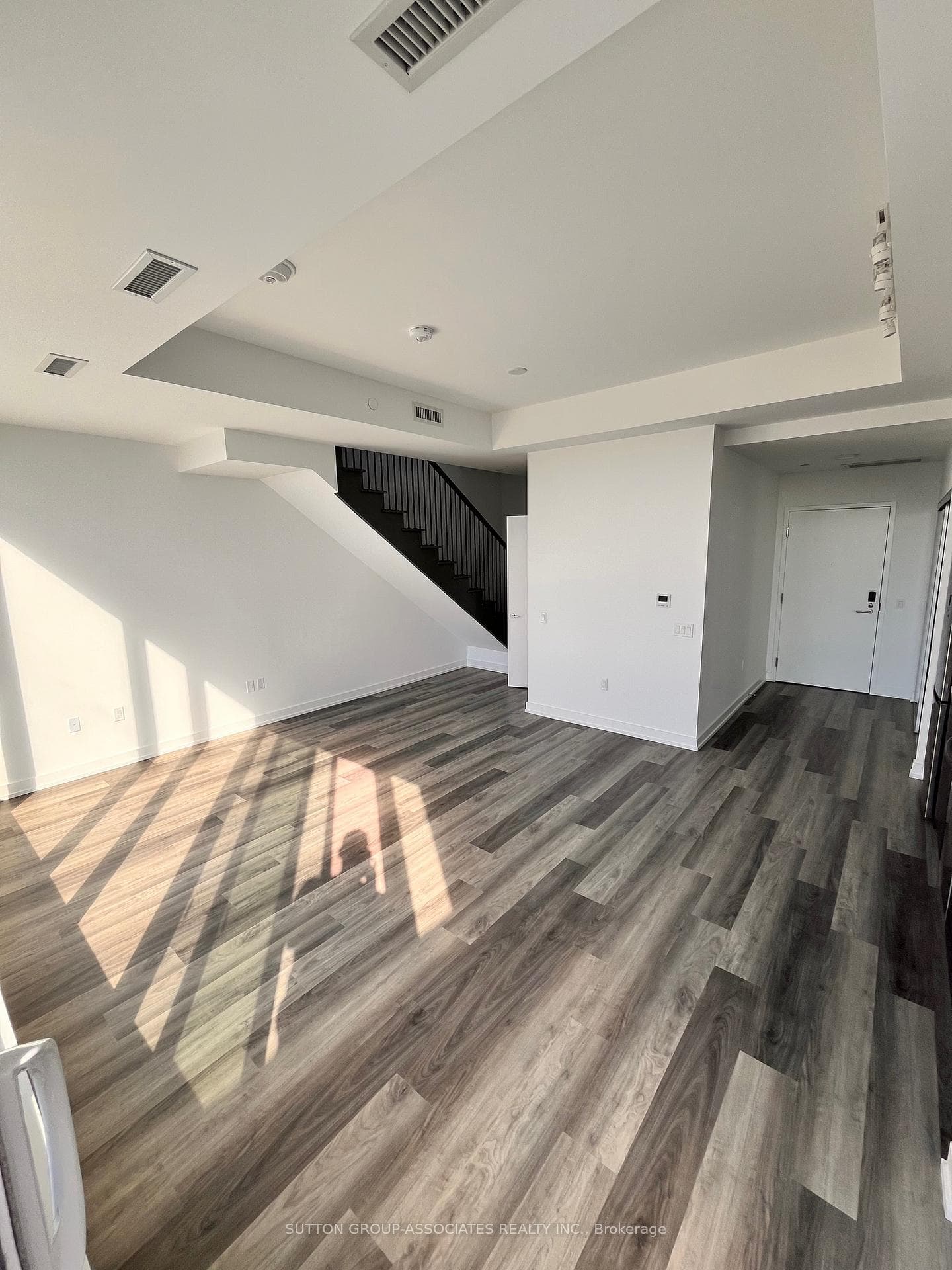 880 The Queensway N/A Unit 708 photo 8