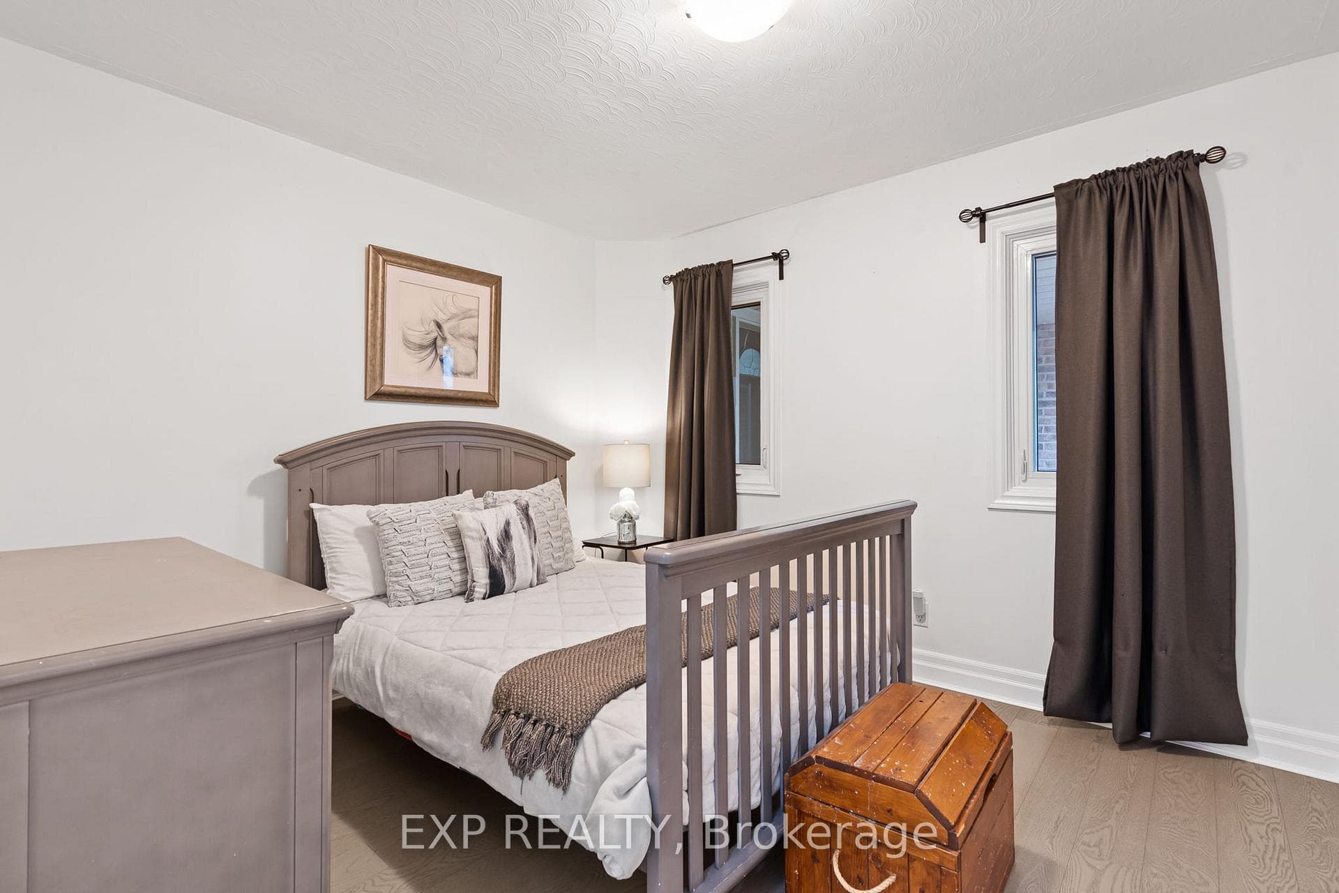 4092 Barry Drive photo 12