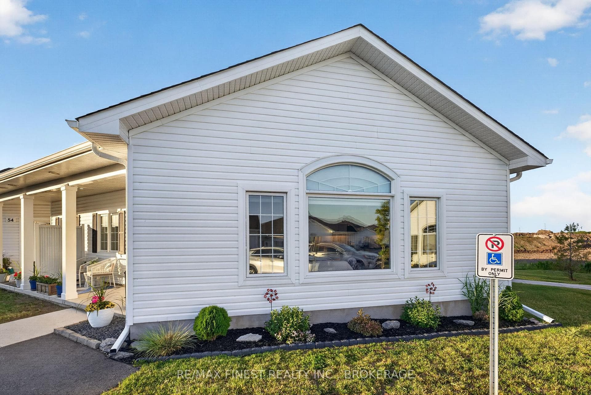 52 Lowry Place photo 21