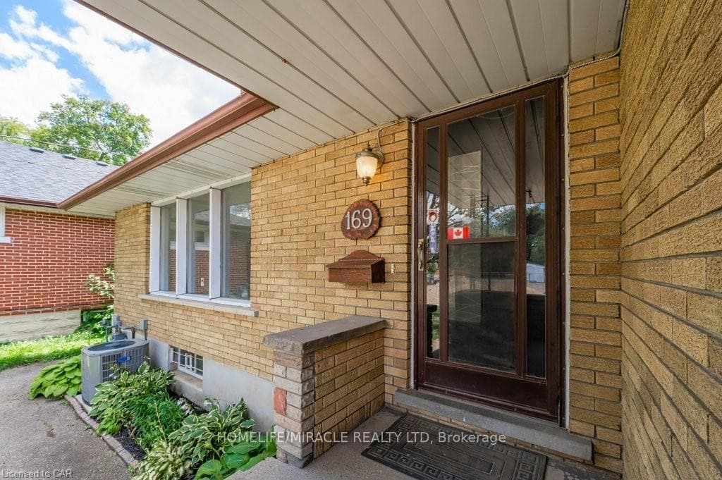 169 Heiman Street photo 3