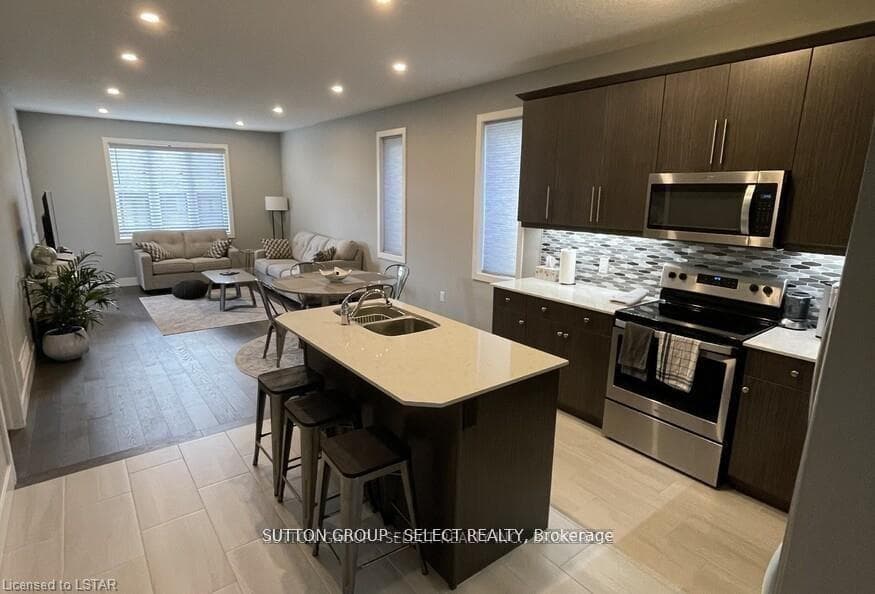 1375 Whetherfield Street Unit 104 photo 3