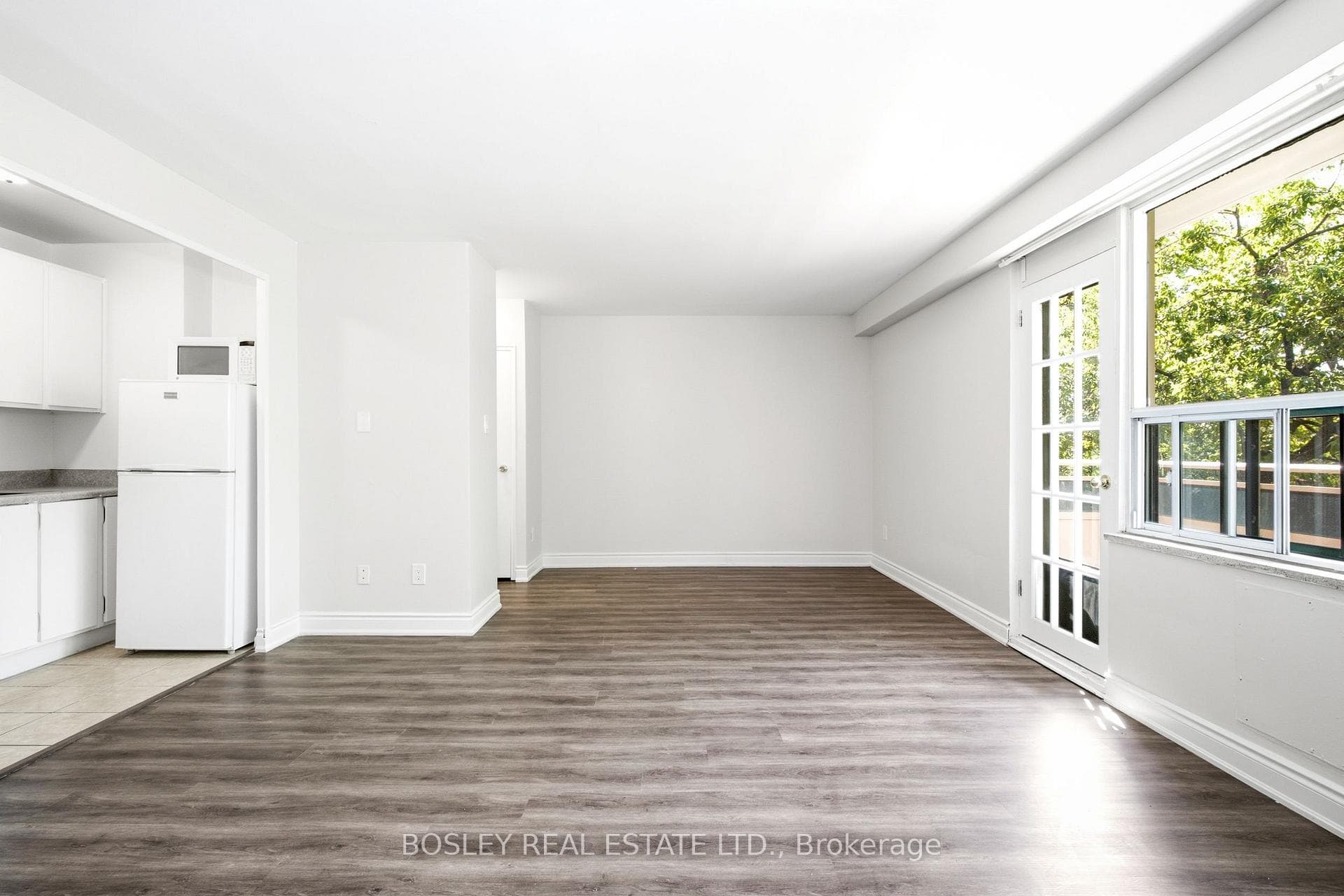 85 Lawton Boulevard Unit 403 photo 7