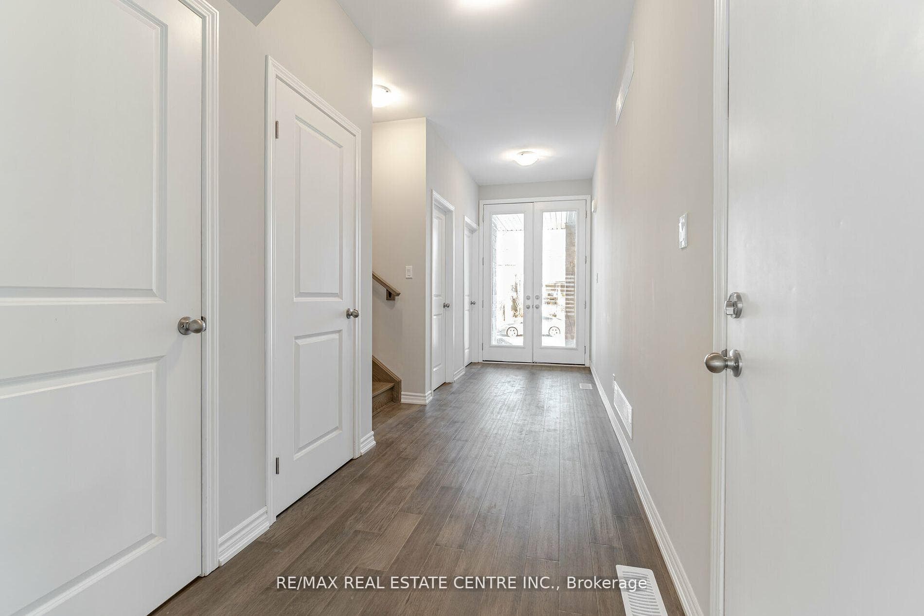 219 Taylor Street photo 2