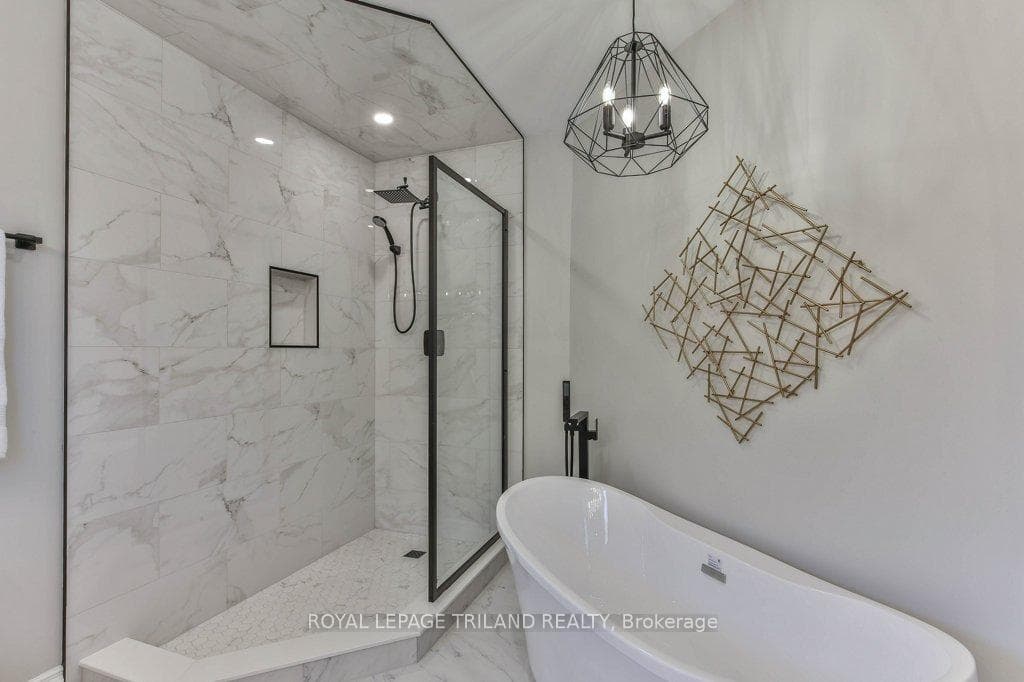16 PINEHURST Drive photo 18