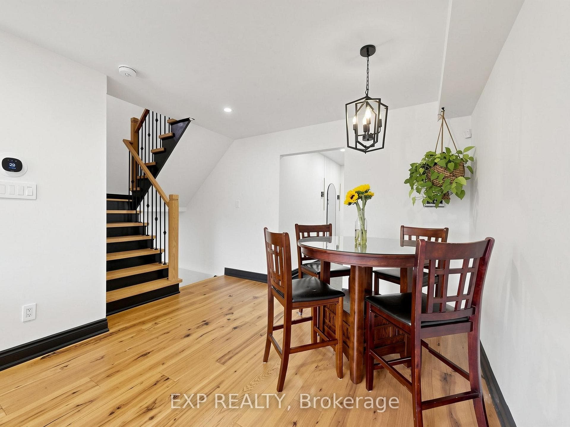 101 Mccurdy Drive photo 16