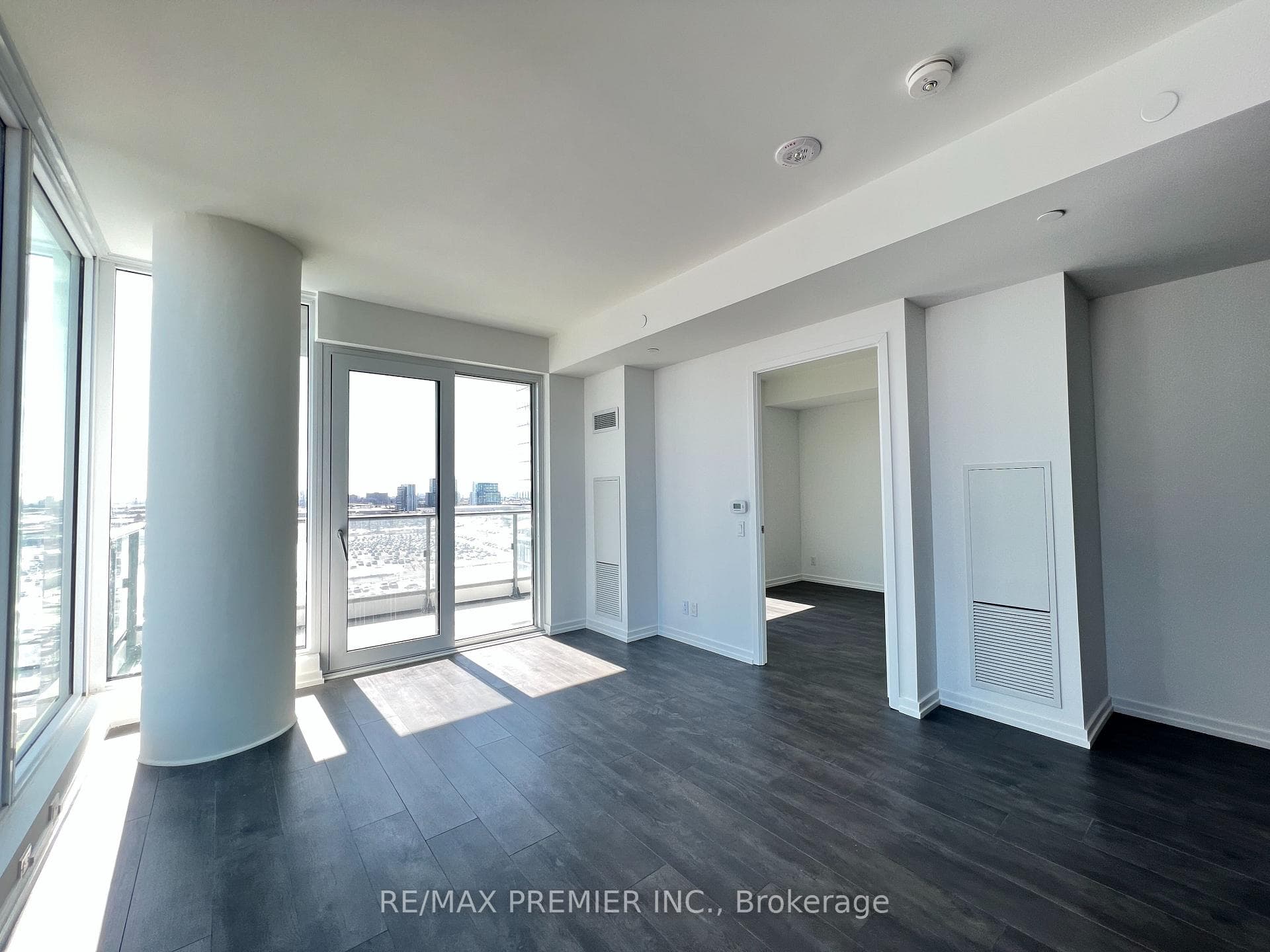 1000 Portage Parkway Unit 905 photo 4