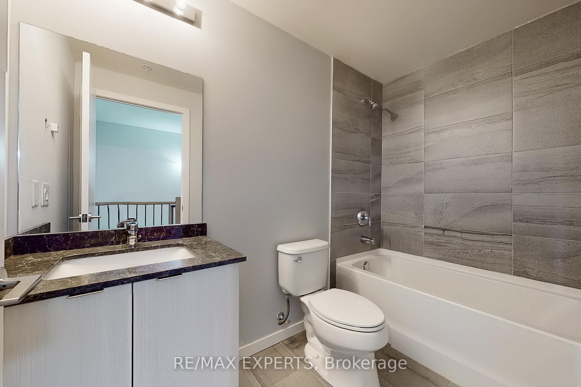 3237 Bayview Avenue Unit 104 photo 28
