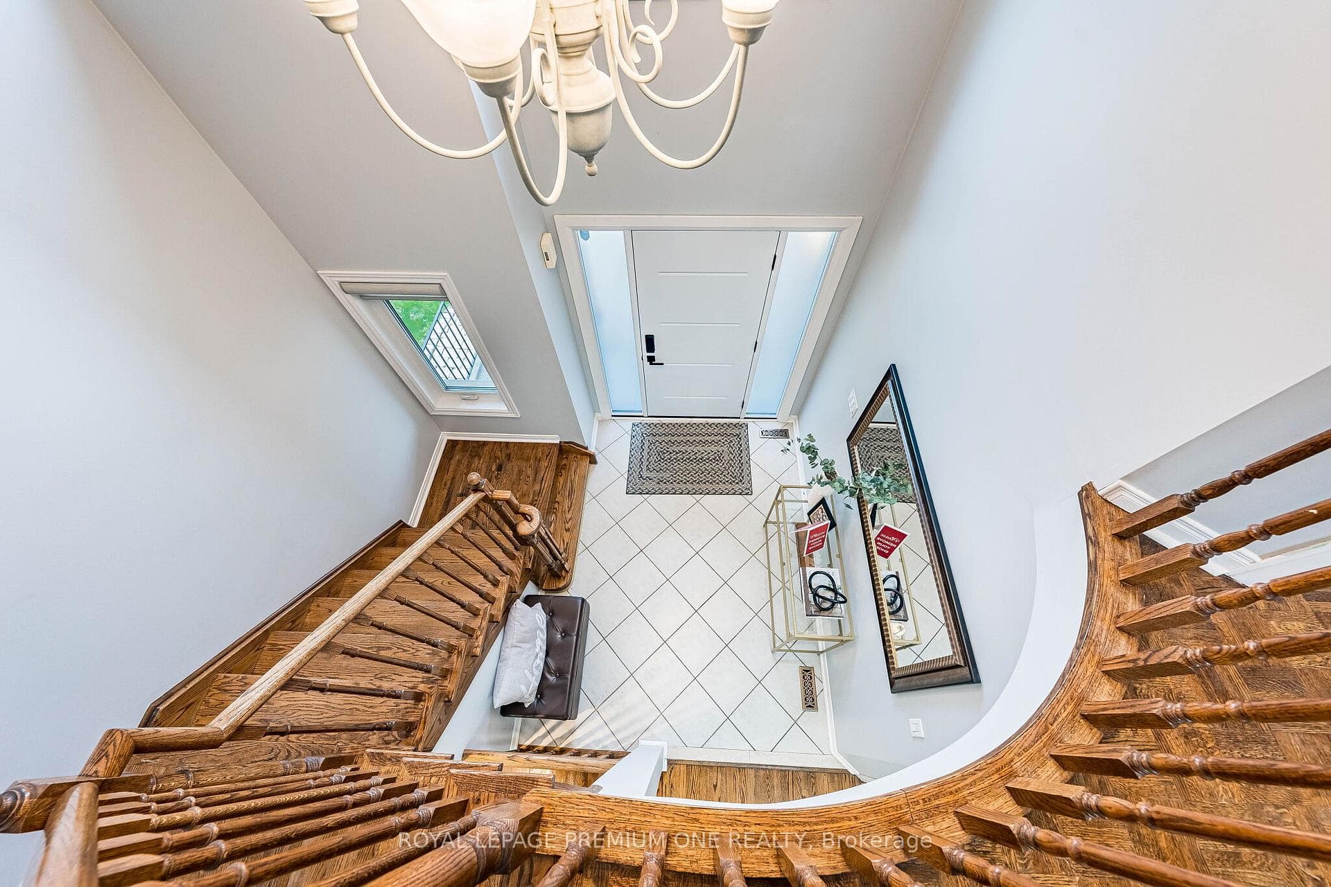 109 Kirkbride Crescent photo 21