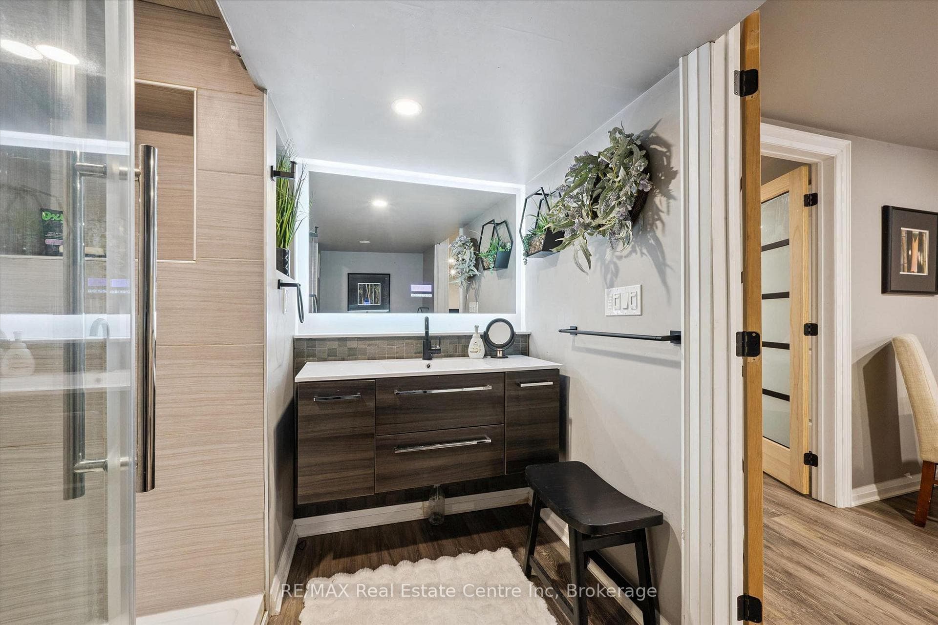 314 PAISLEY Road photo 15