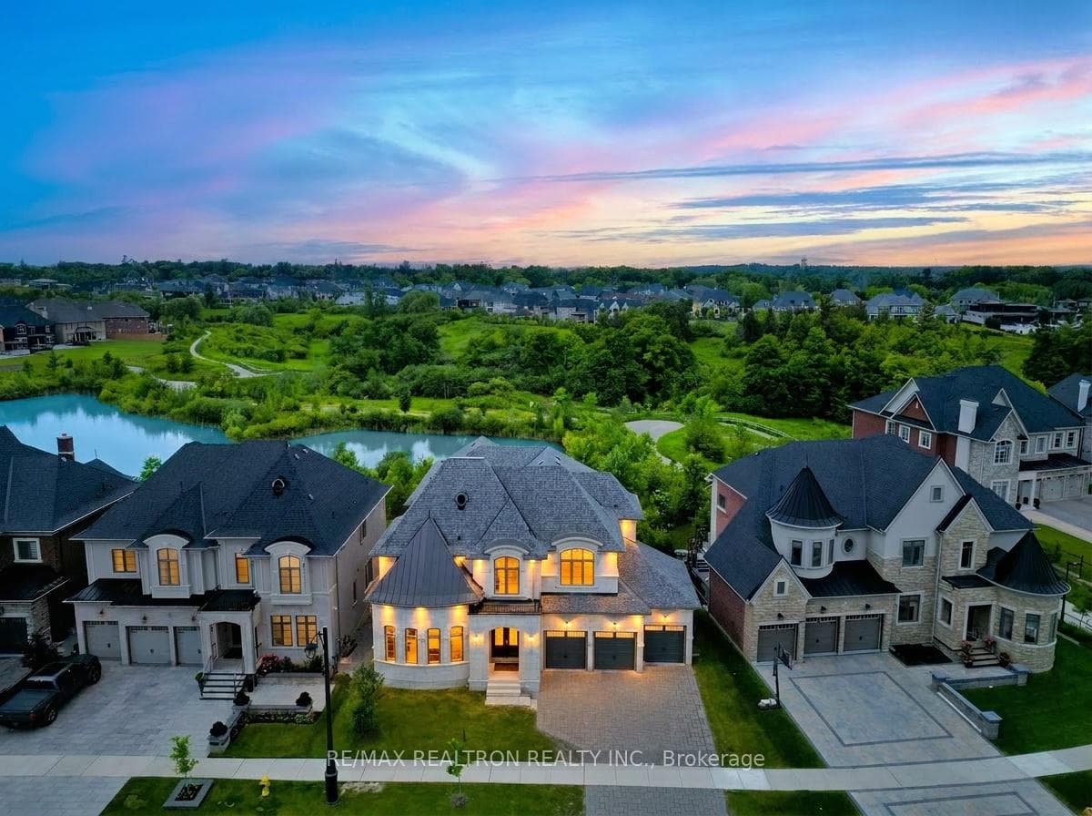Twilight hours make the home shine bright!