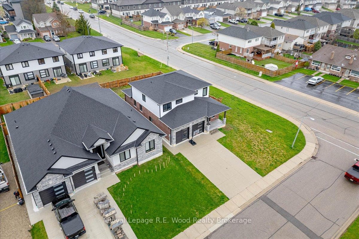 neighborhood vie