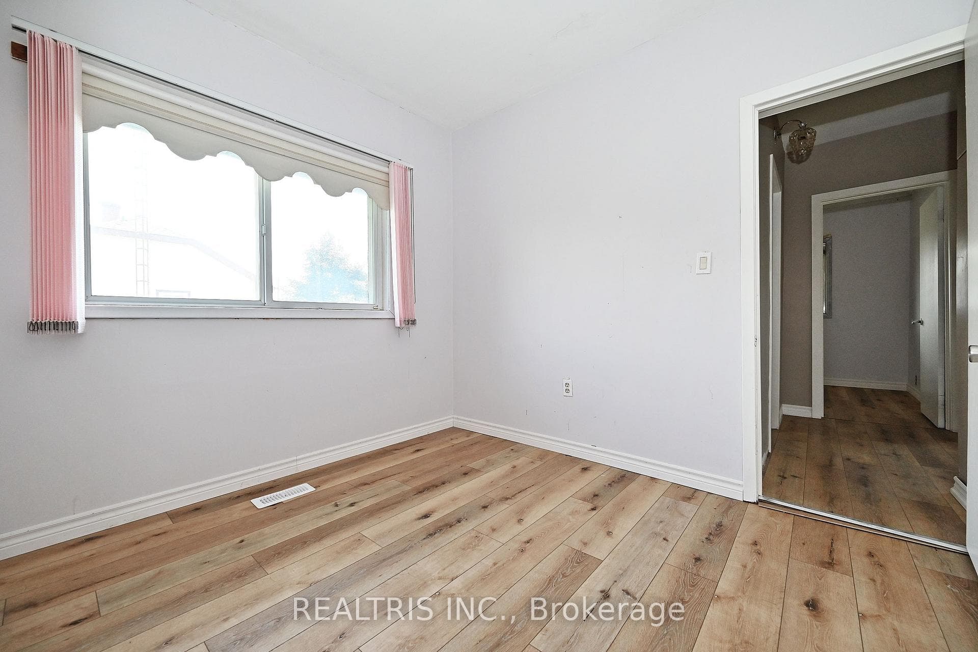 6 Lucerne Place photo 25