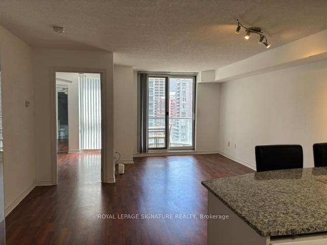 801 Bay Street Unit 1602 photo 5