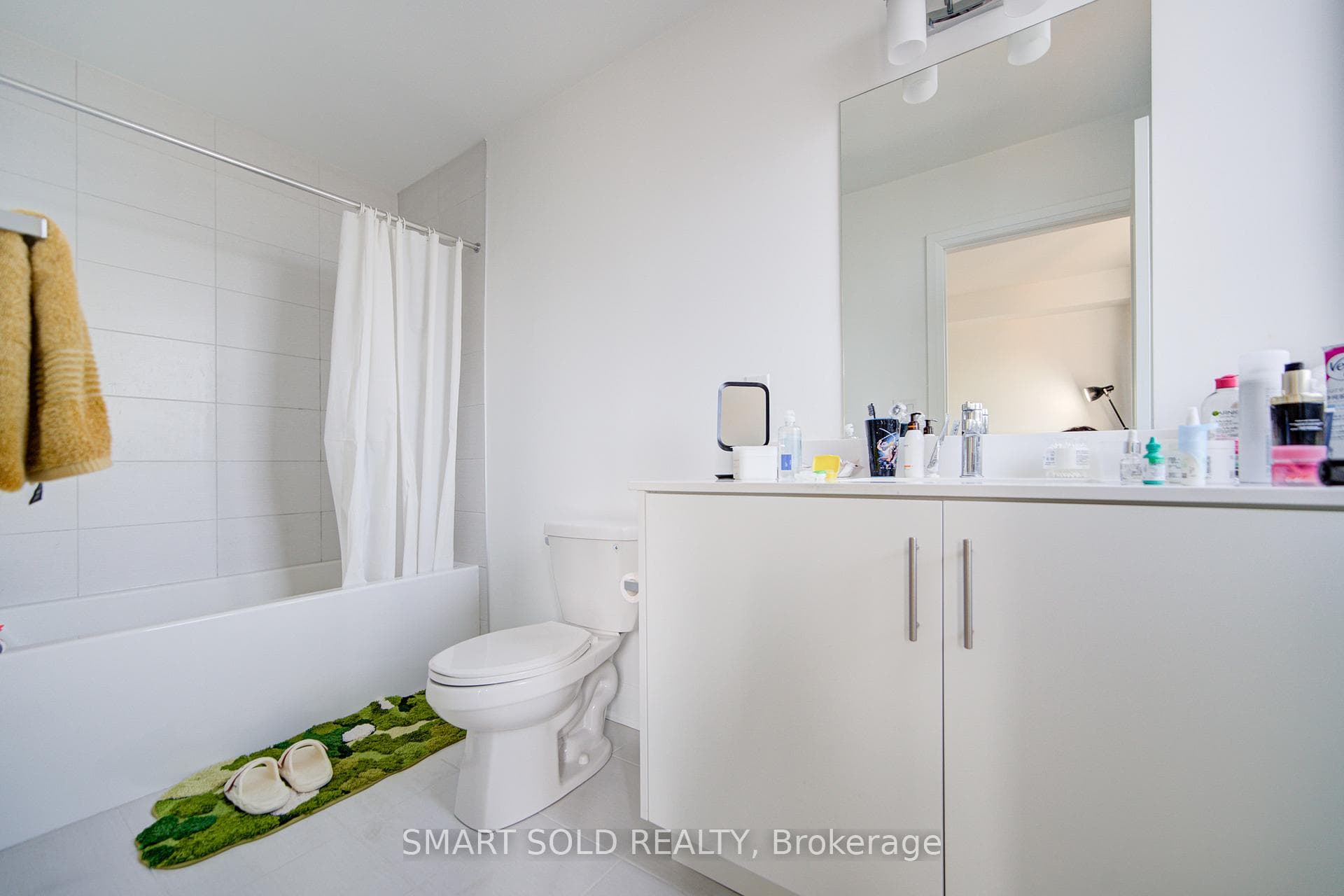 63 Alton Crescent photo 13