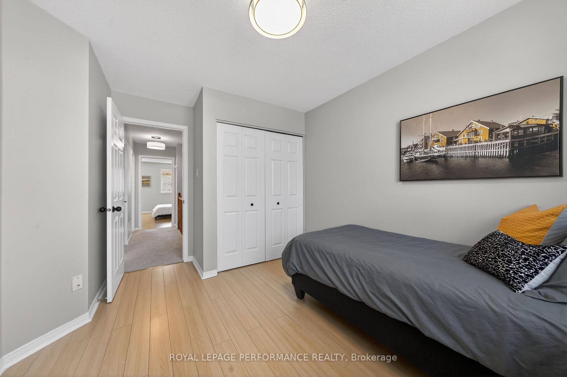 3835 Crowsnest Avenue photo 33