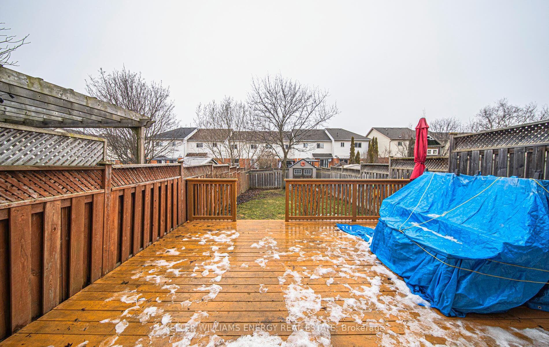 66 Wilkins Crescent photo 4