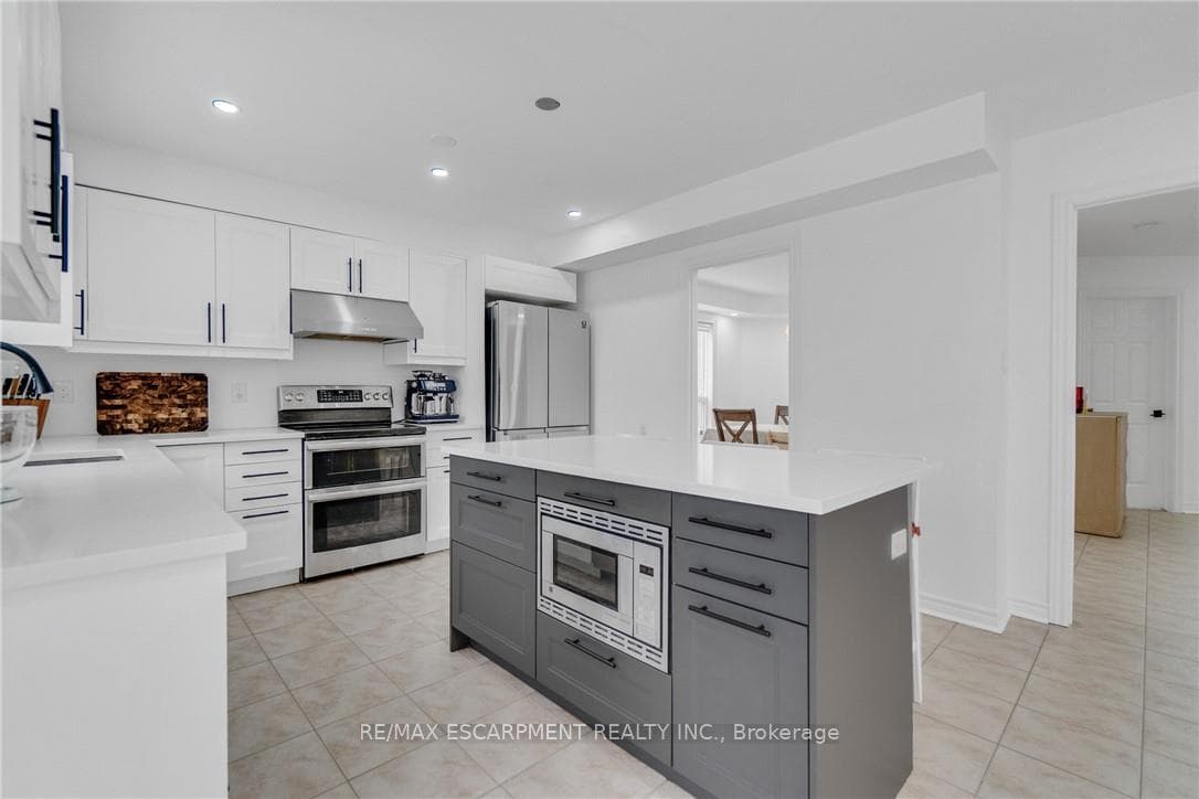 191 Hawkswood Trail photo 11