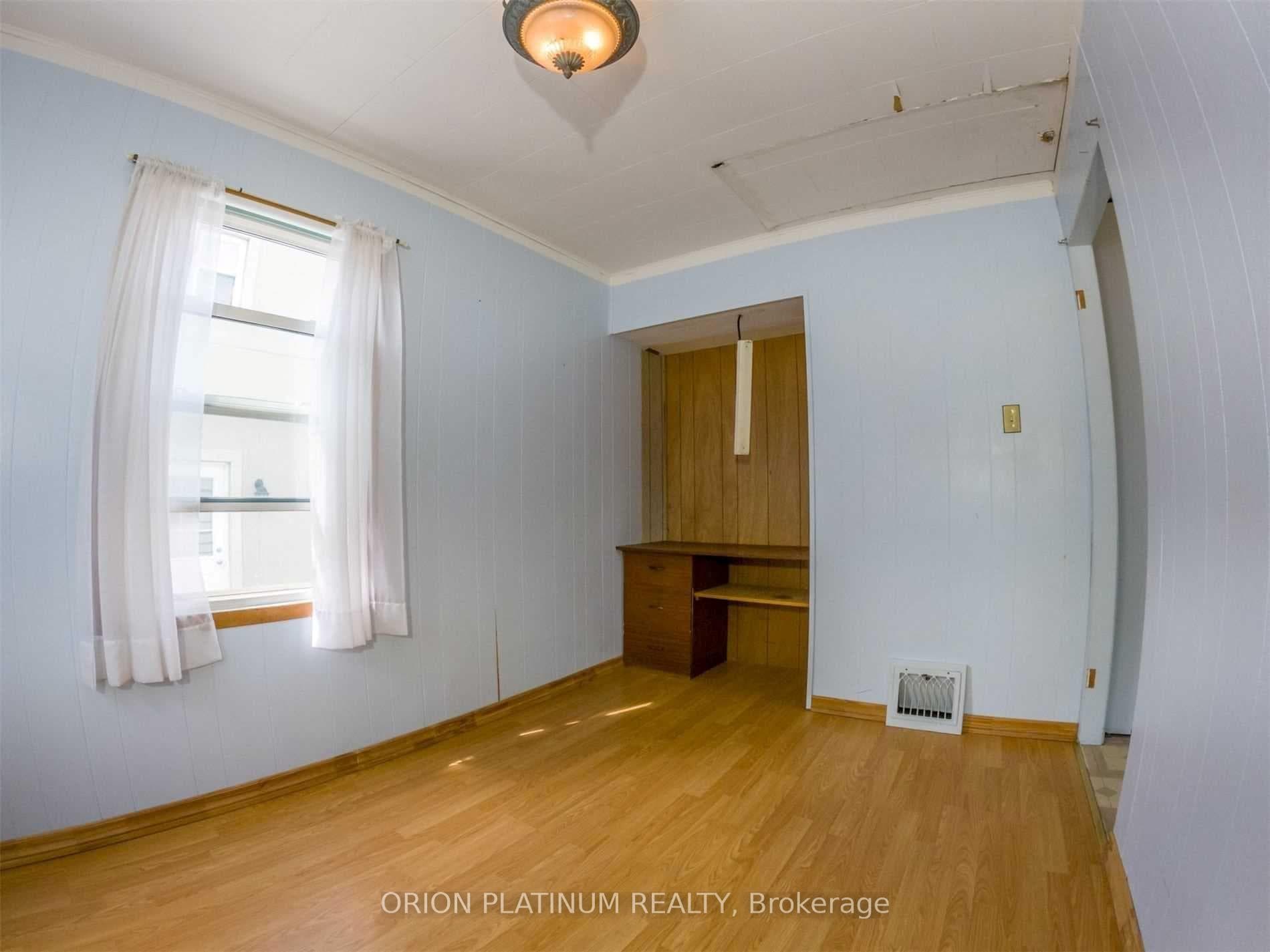 1 McCallum Court photo 20
