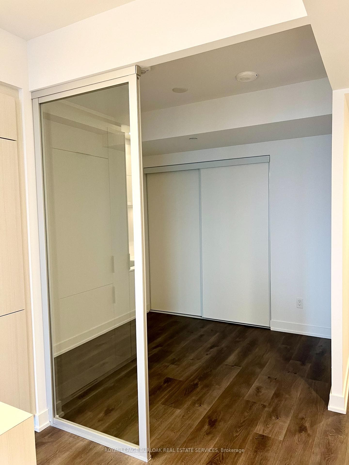 370 Martha Street Unit 308 photo 4