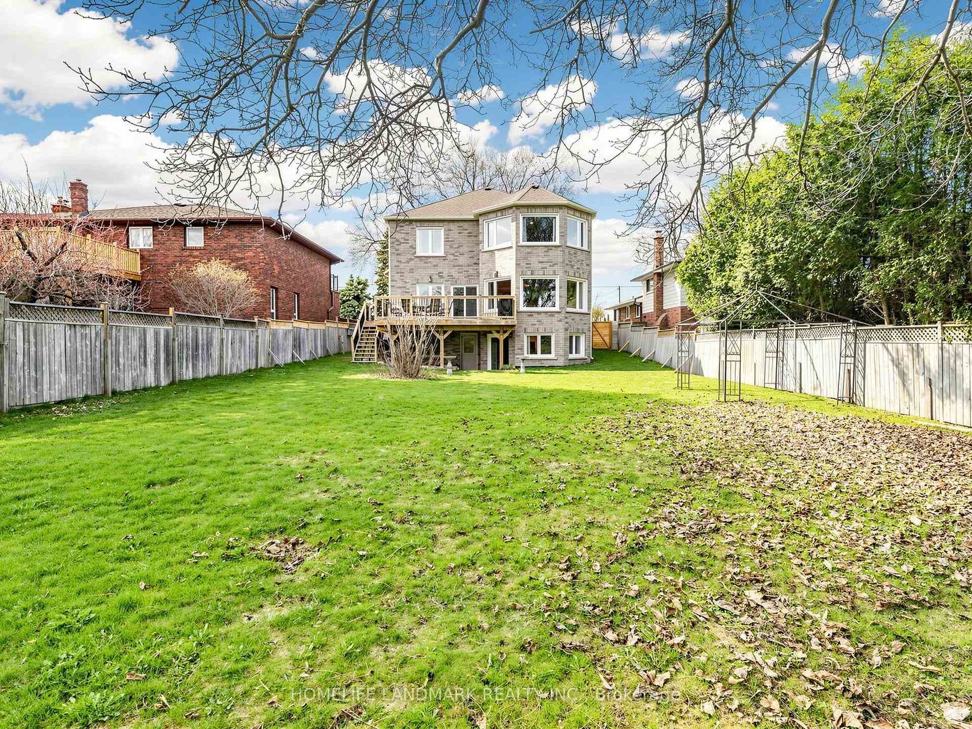 52 Cedar Brae Boulevard photo 49