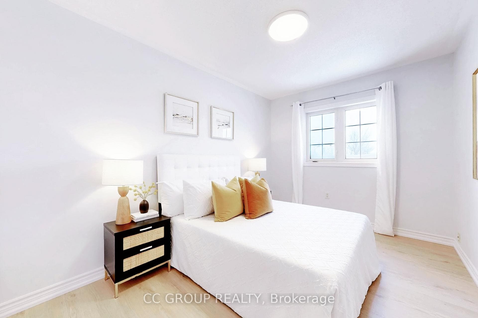 17 Lander Crescent photo 22