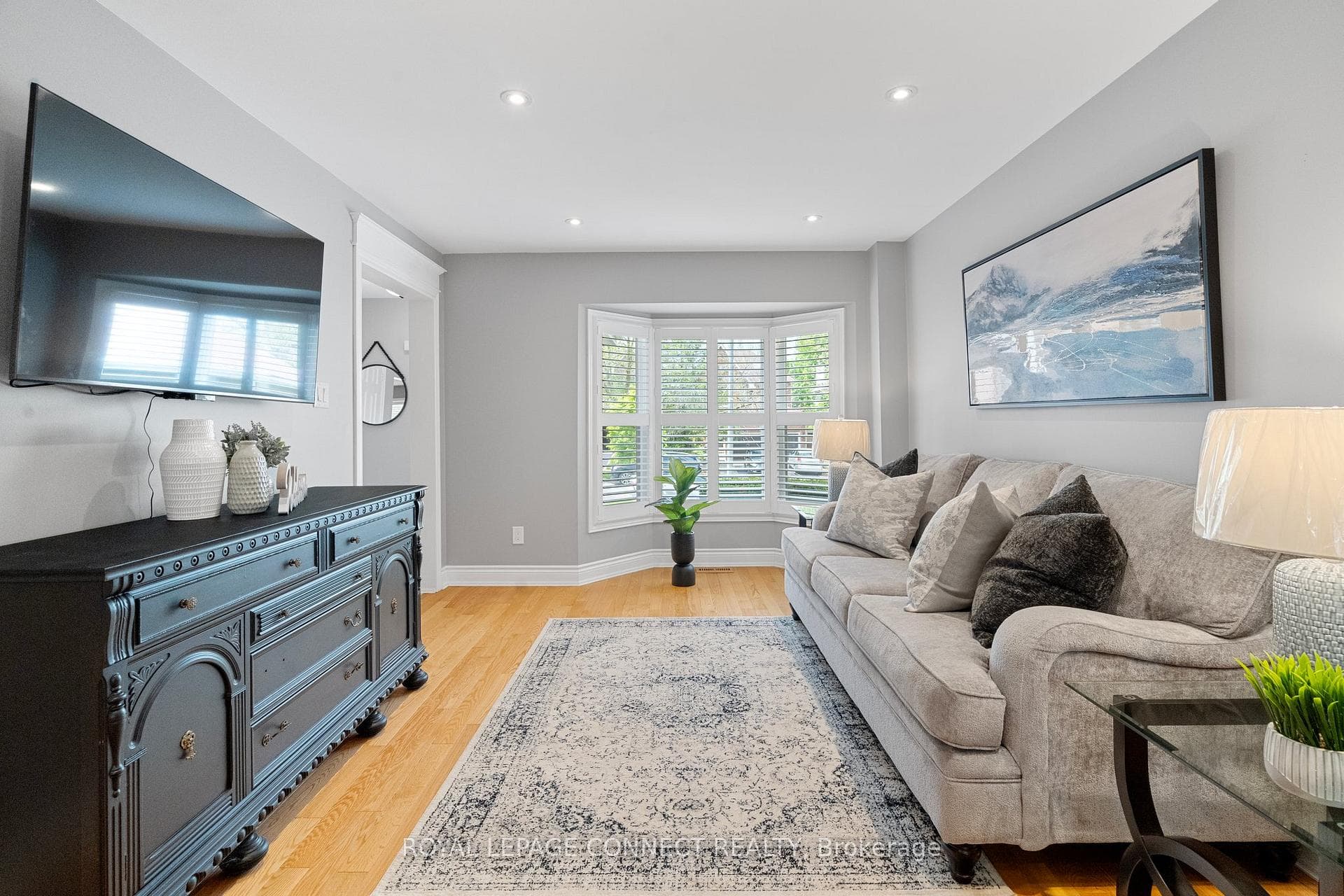 30 Chiswick Crescent photo 17