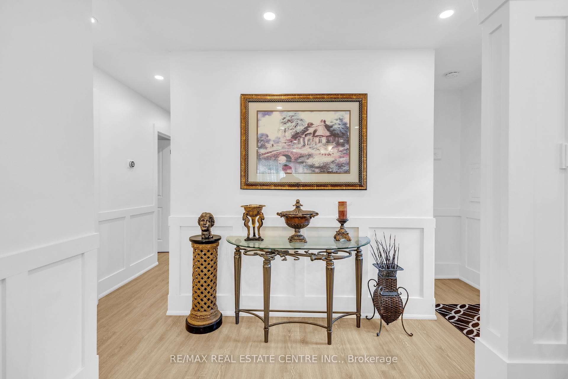 741 Mullin Way photo 13