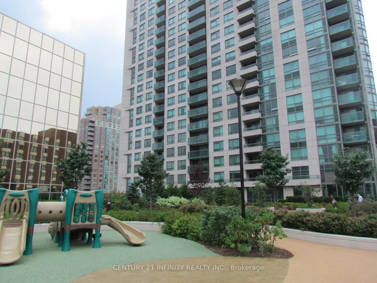 208 Enfield Place Unit 2307 photo 21