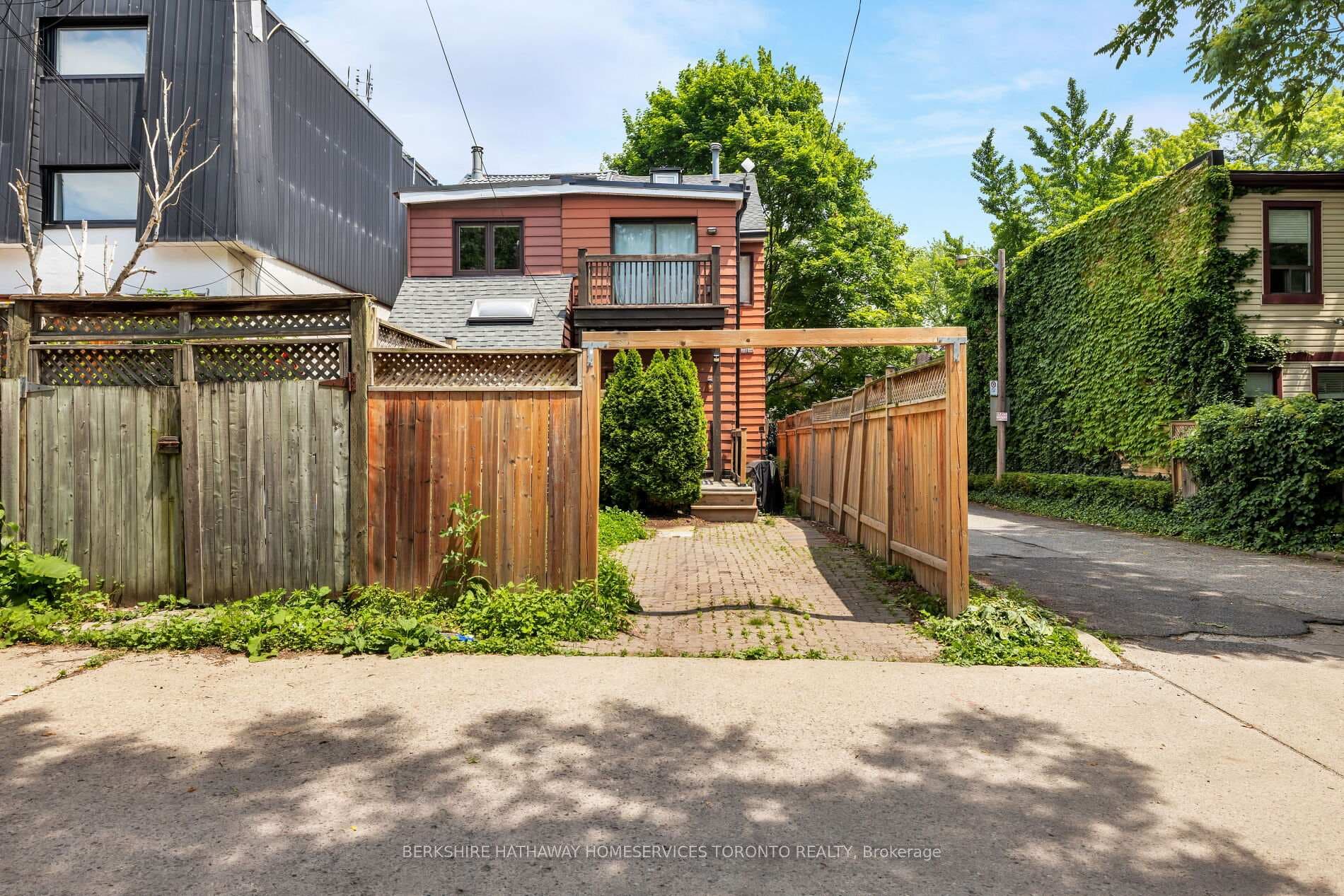 114 Hamilton Street photo 22