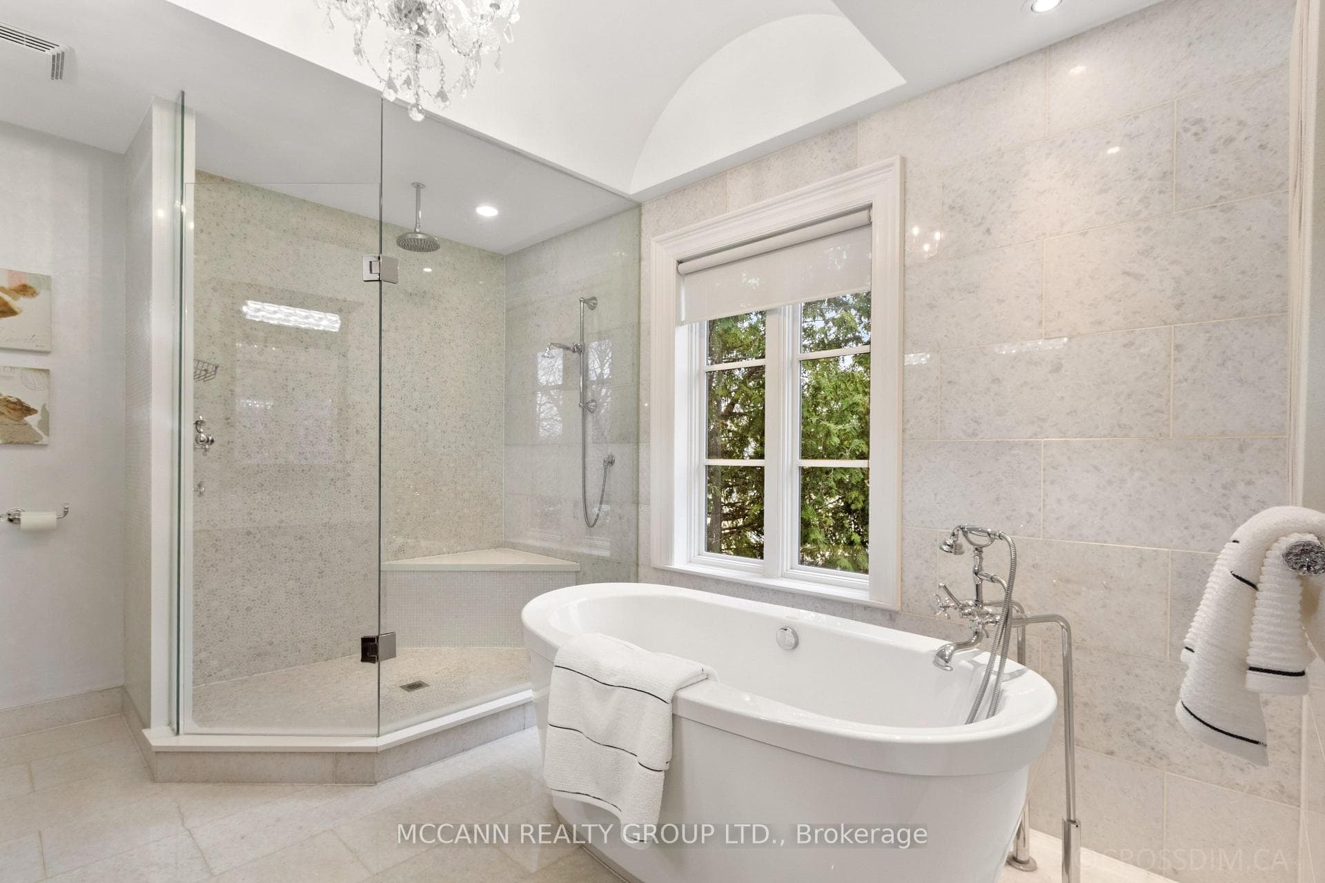 27 Strathgowan Crescent photo 30
