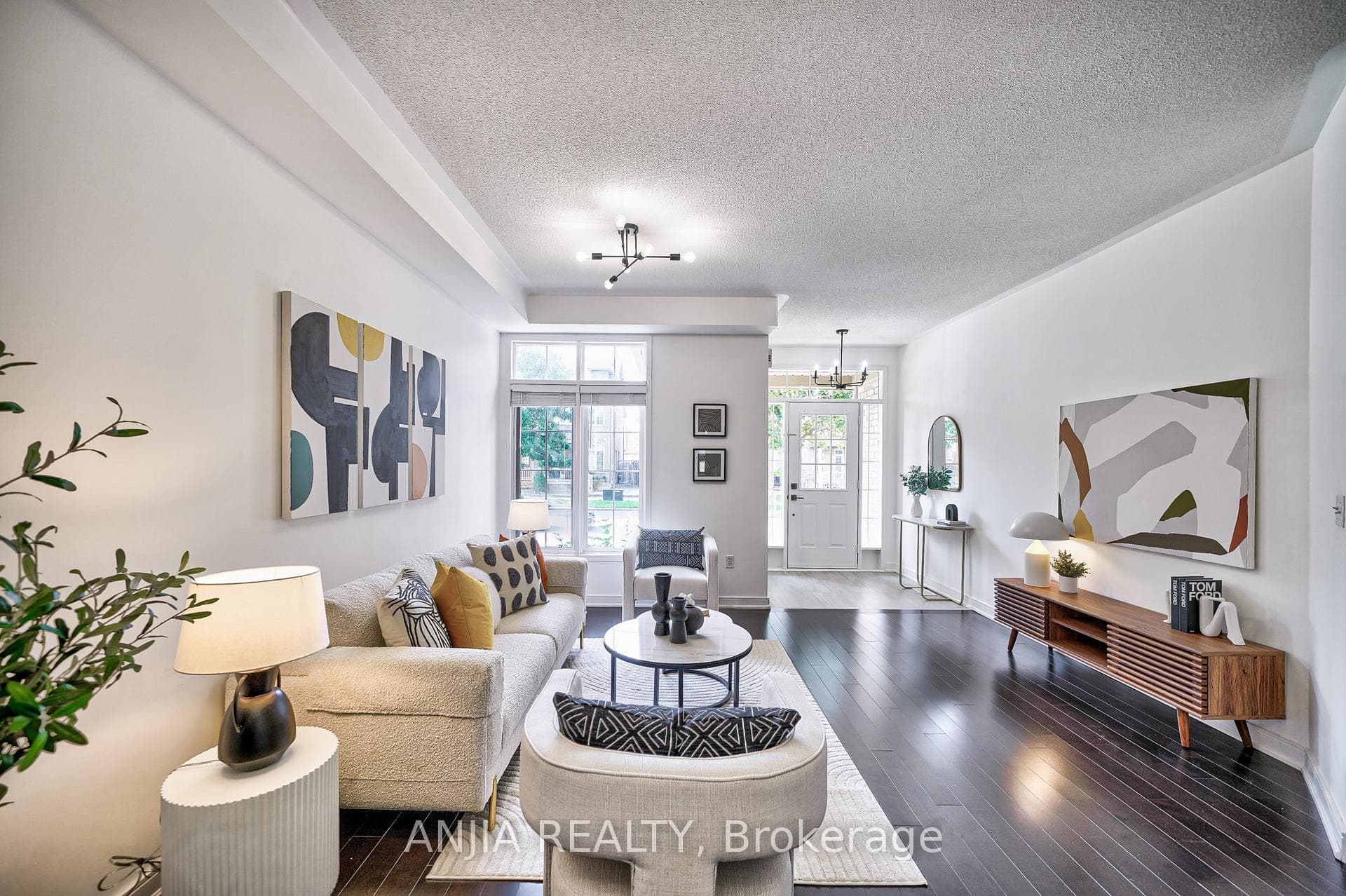 231 Bur Oak Avenue photo 5