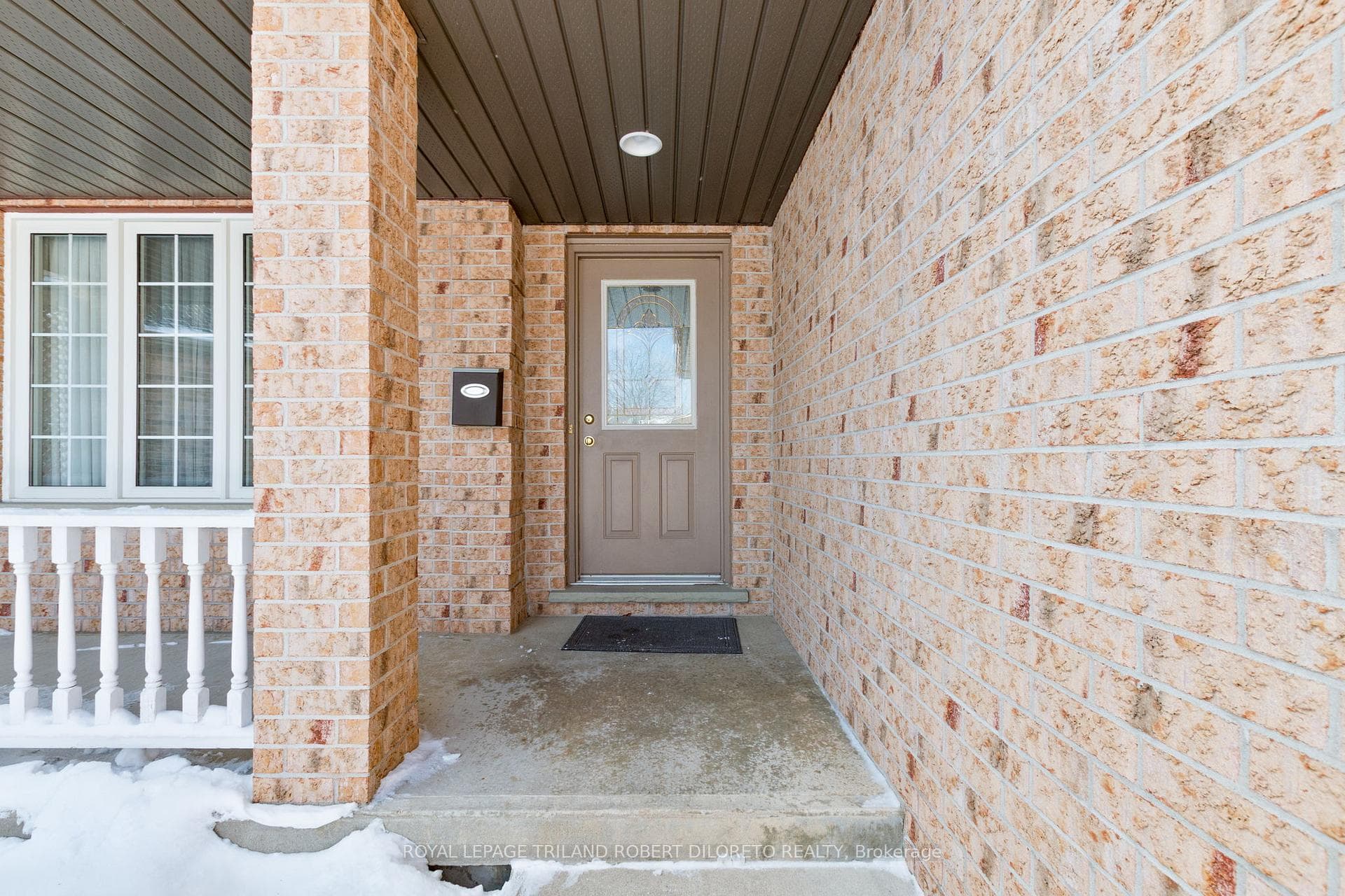 264 White Sands Drive photo 5