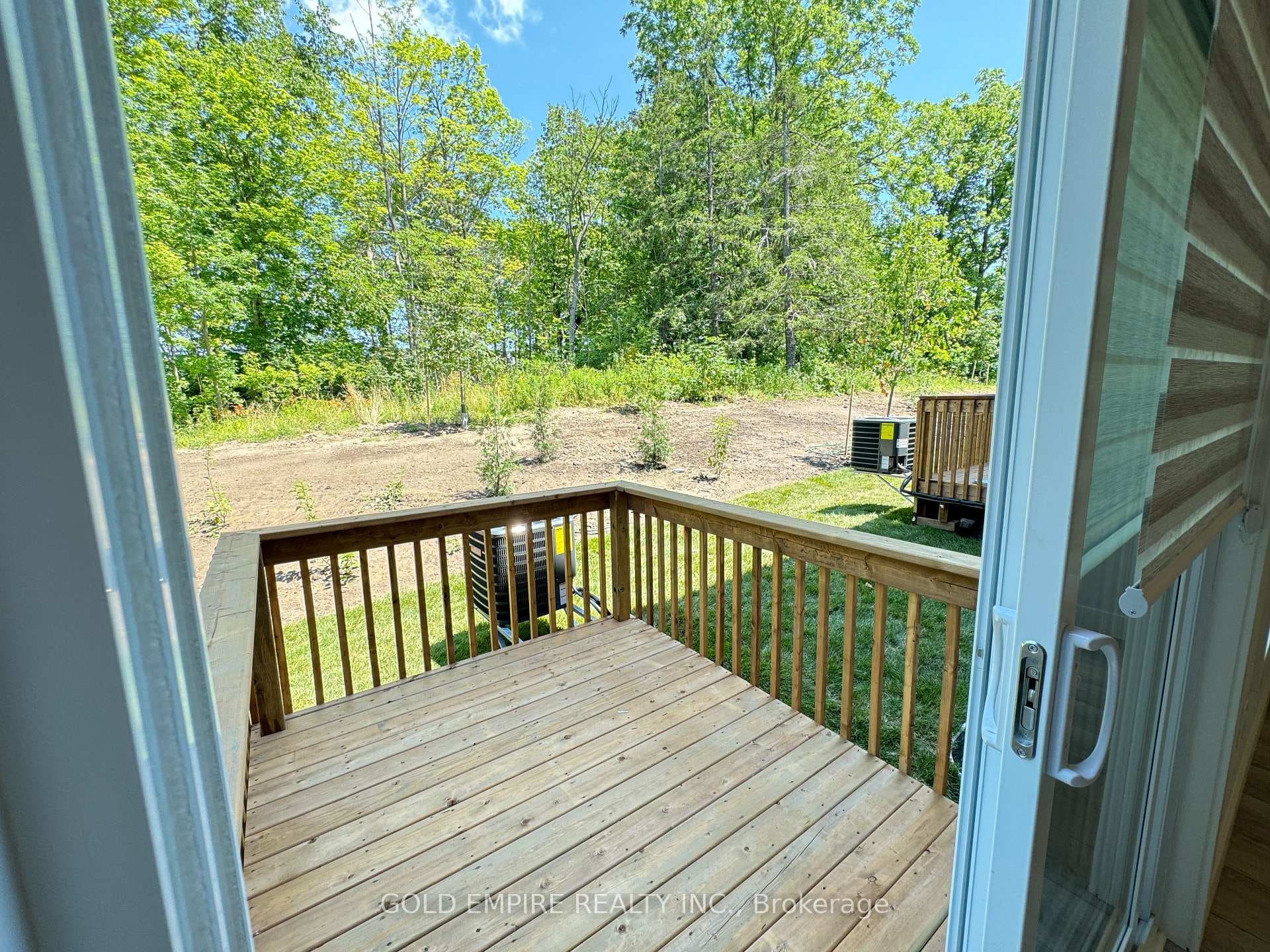 990 Deveron Crescent Unit 47 photo 17