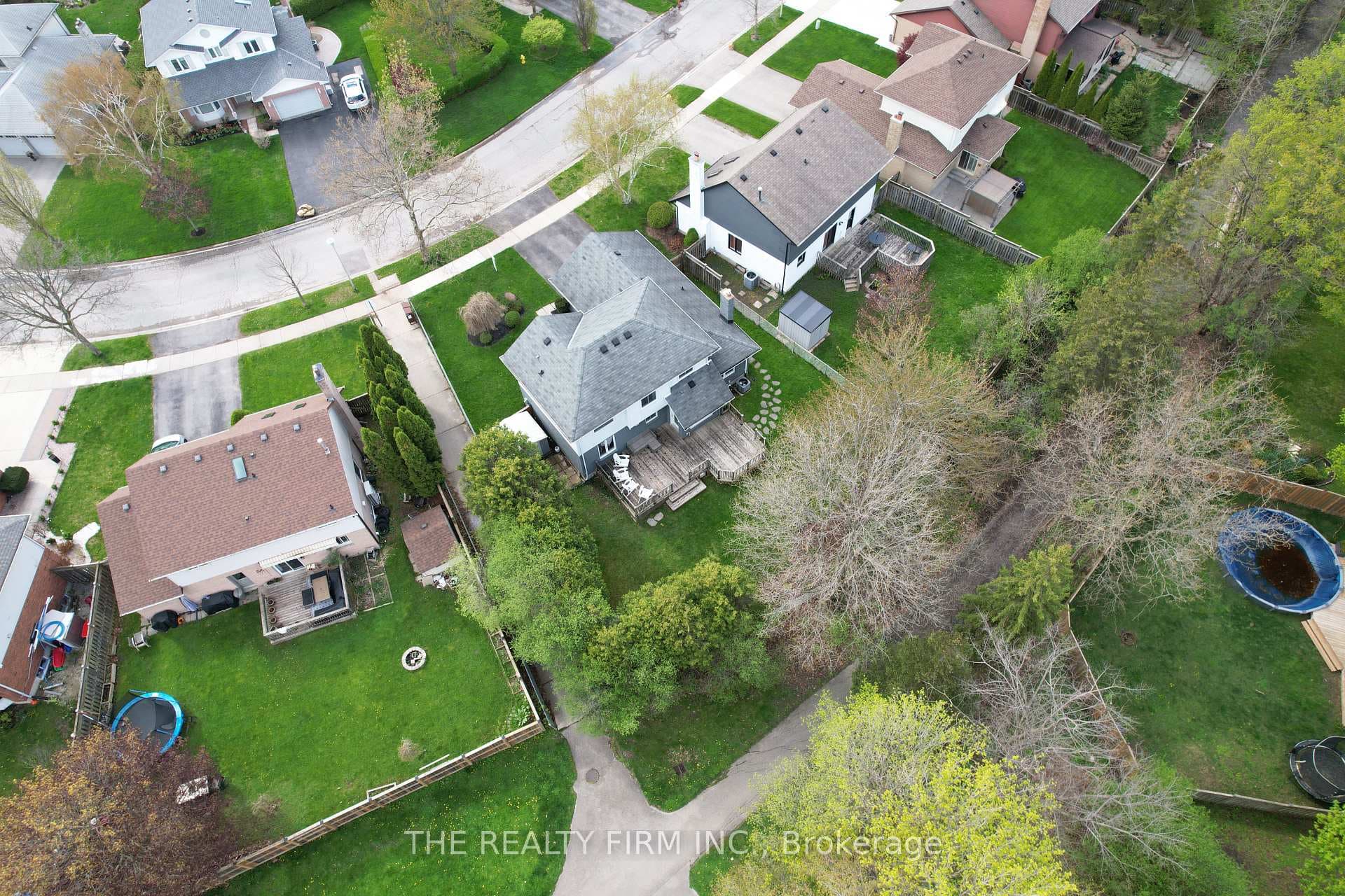 87 Westwinds Drive photo 45