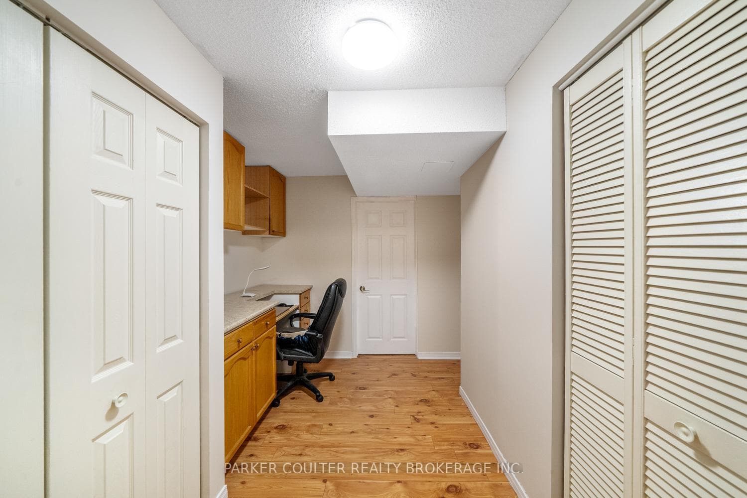 2 Waddington Crescent photo 26
