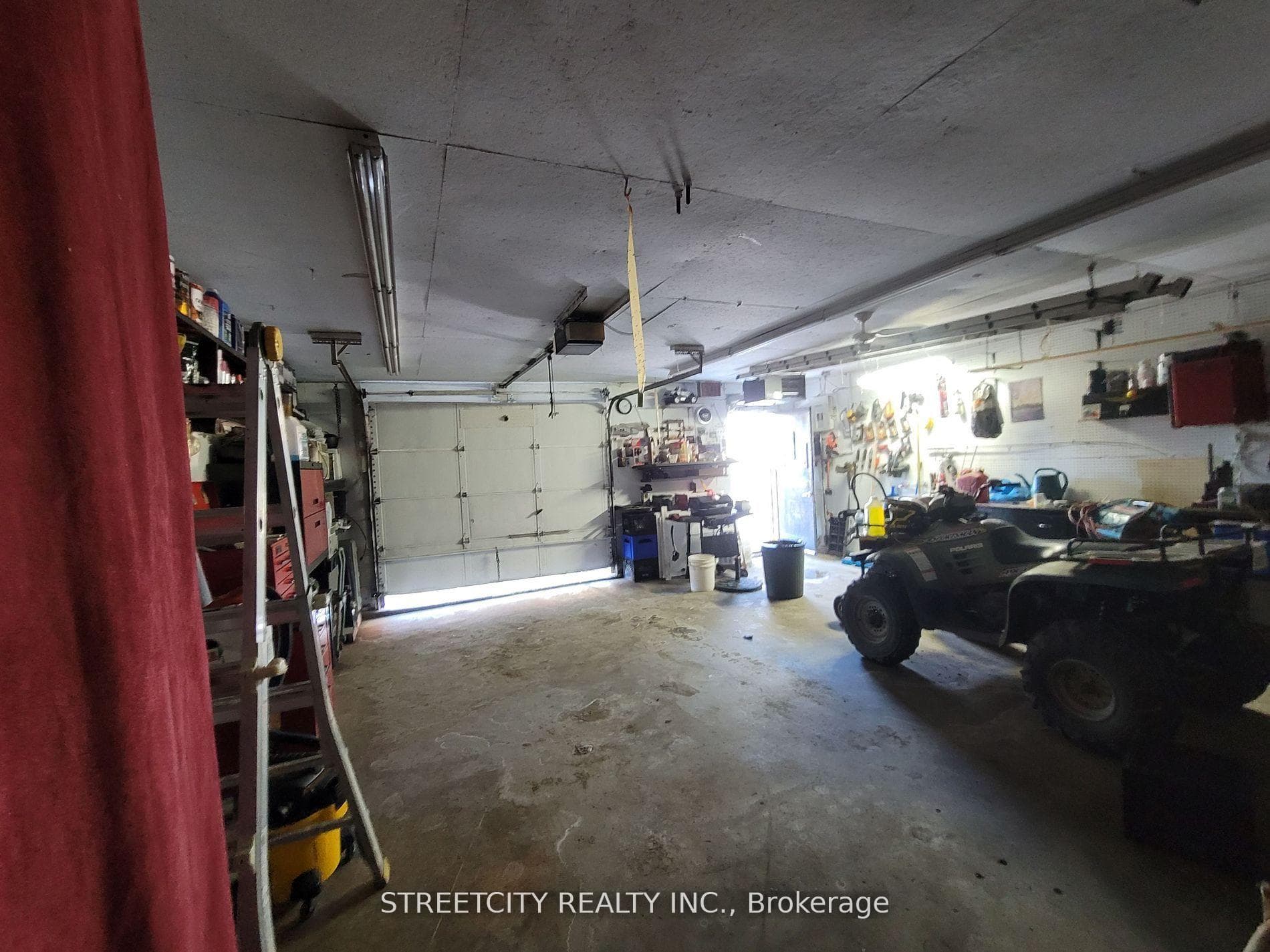 156 Maple Street photo 29