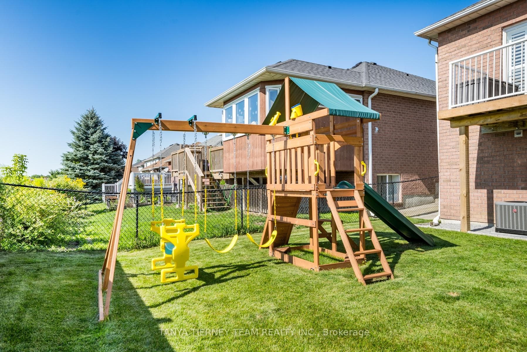 32 Perryview Drive photo 38
