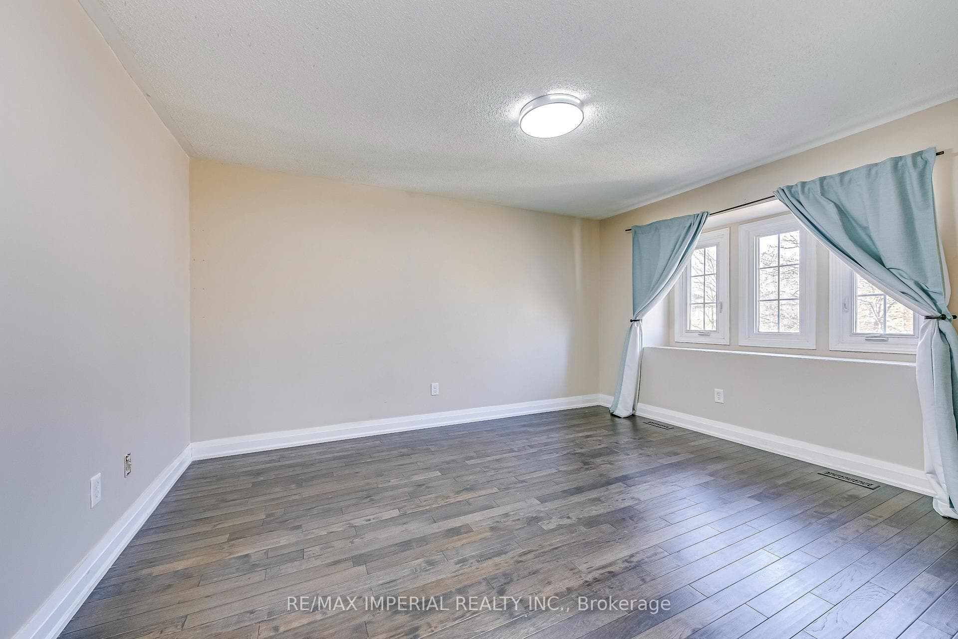 2920 Gulfstream Way photo 20
