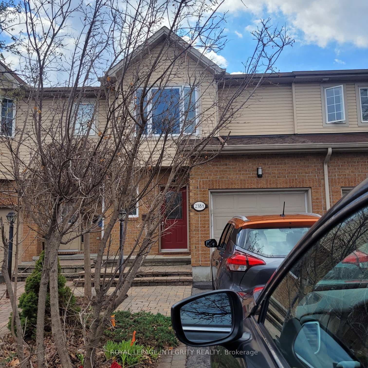 238 Claridge Drive photo 22