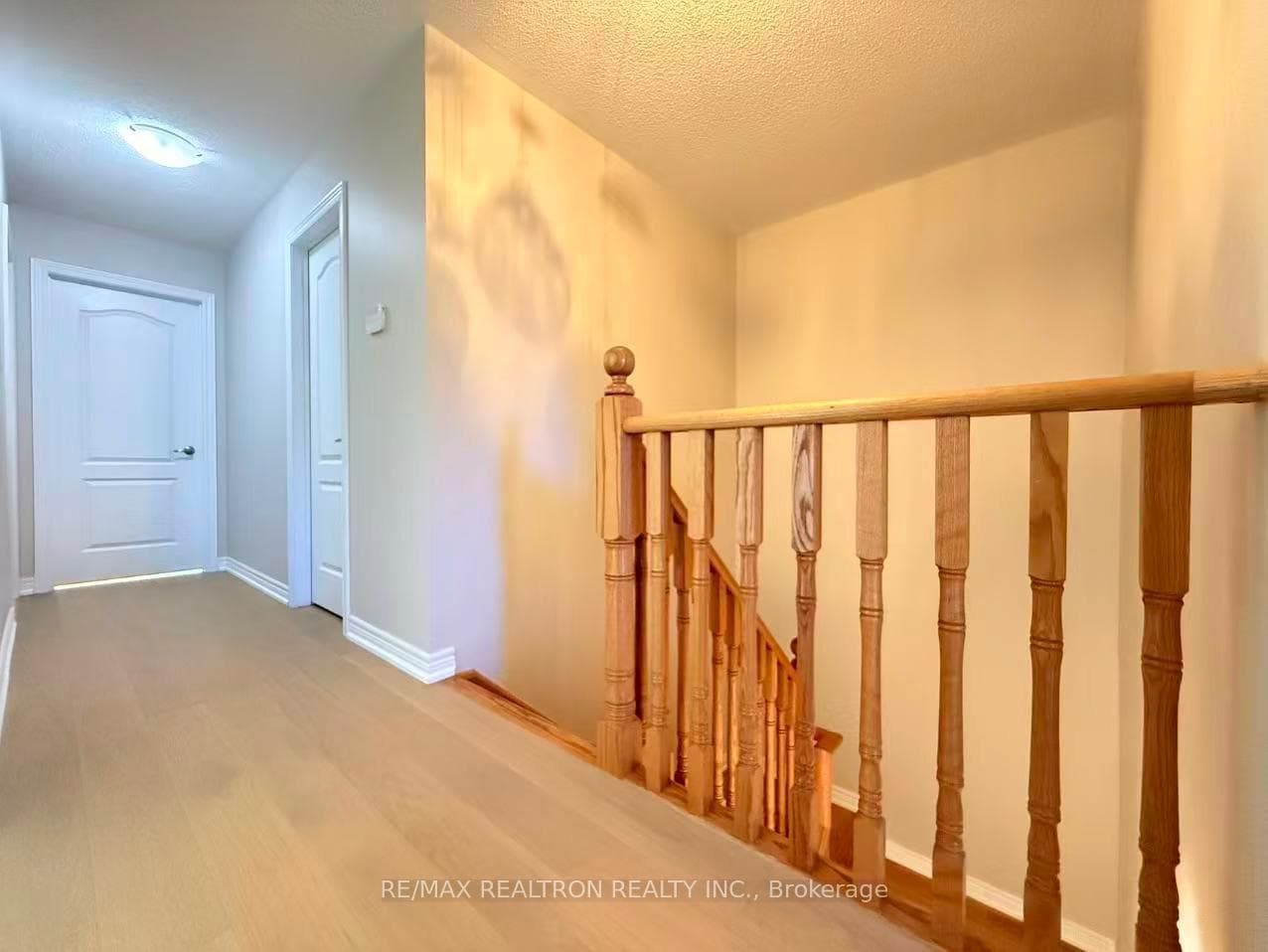 7 Hyacinth Street photo 34