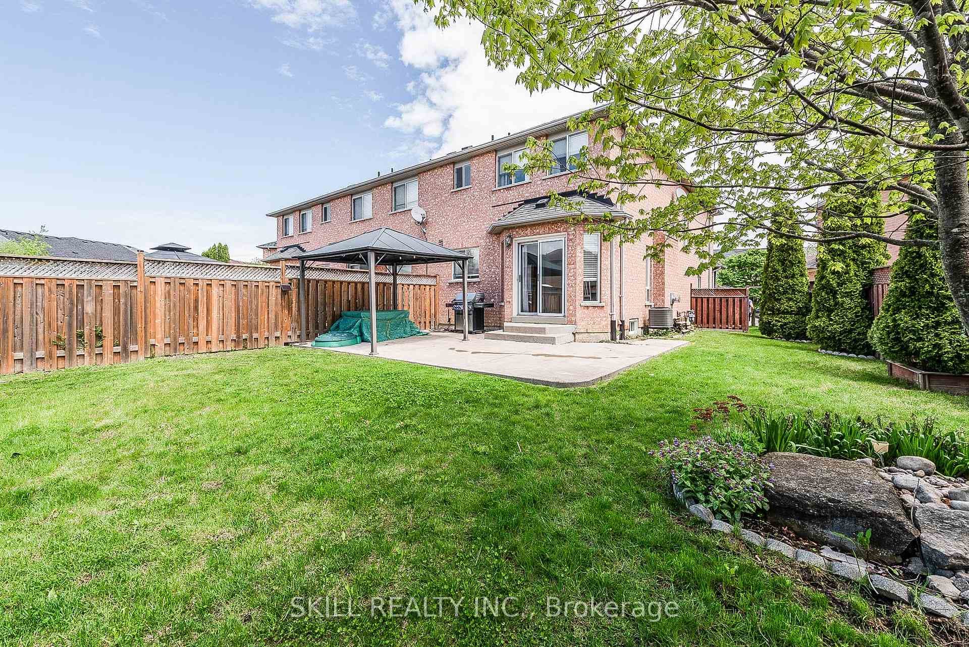 46 Frank Johnston Road photo 30