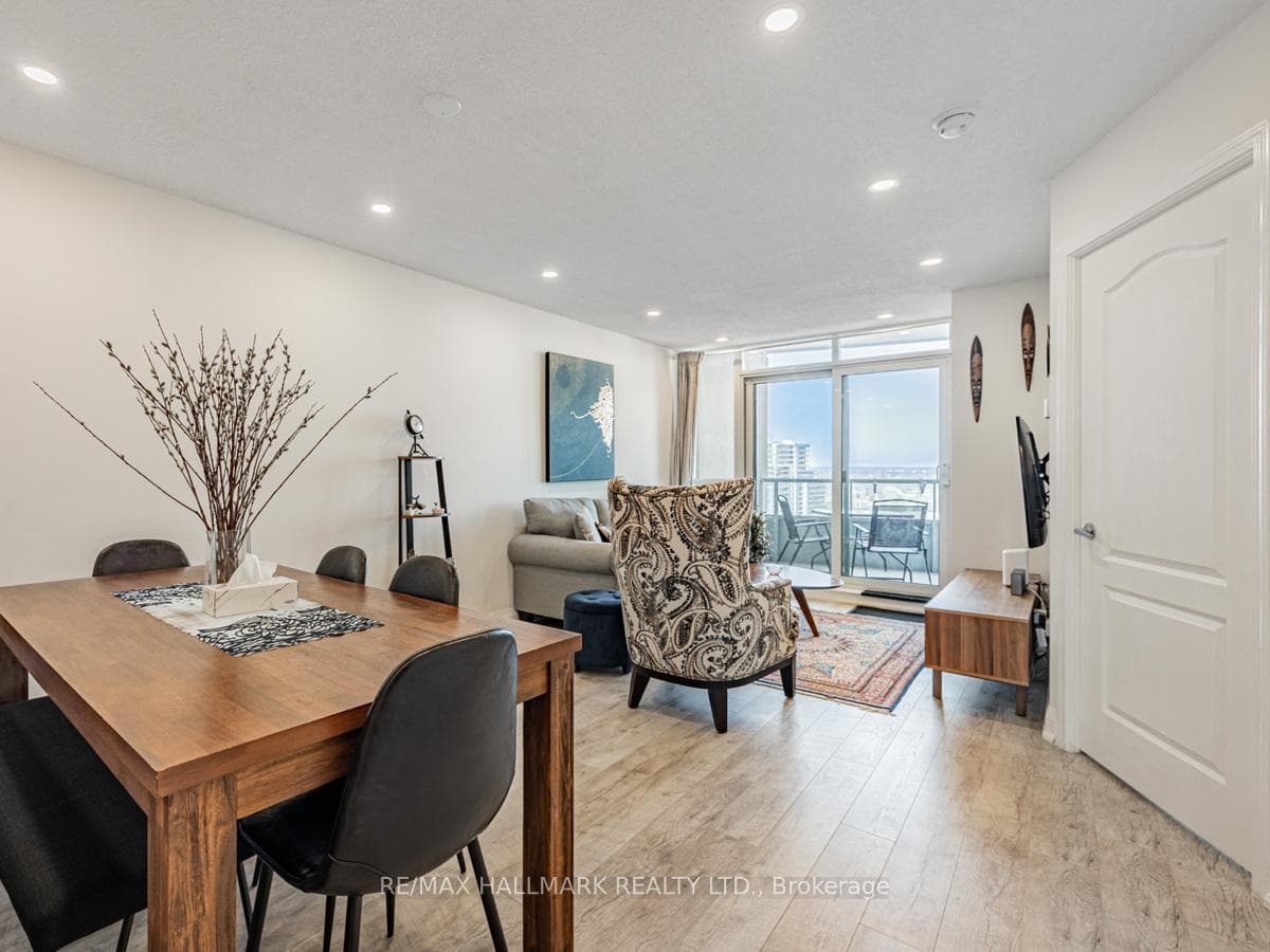 17 Barberry Place Unit 1515 photo 8