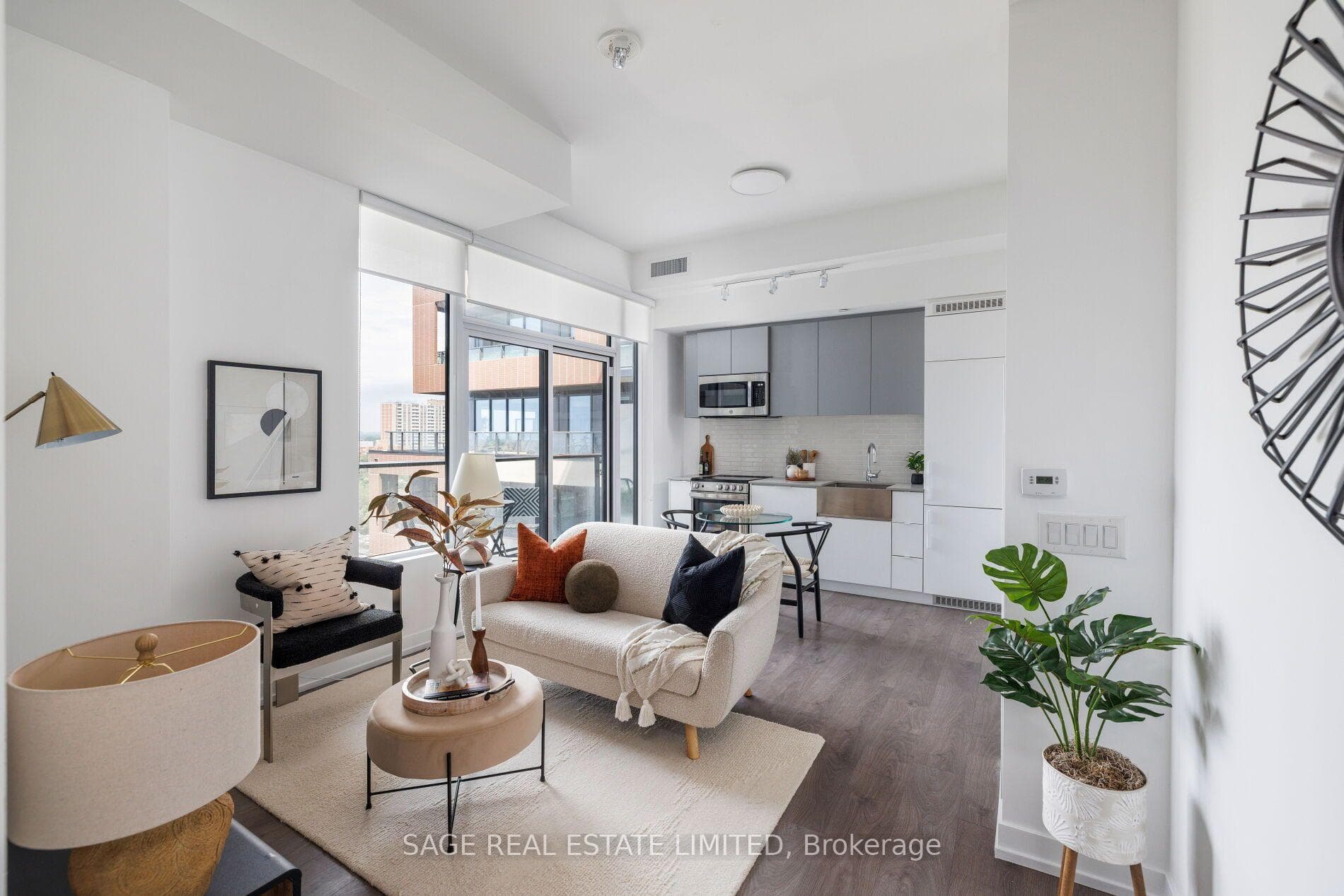 270 Dufferin Street Unit 1012 photo 21