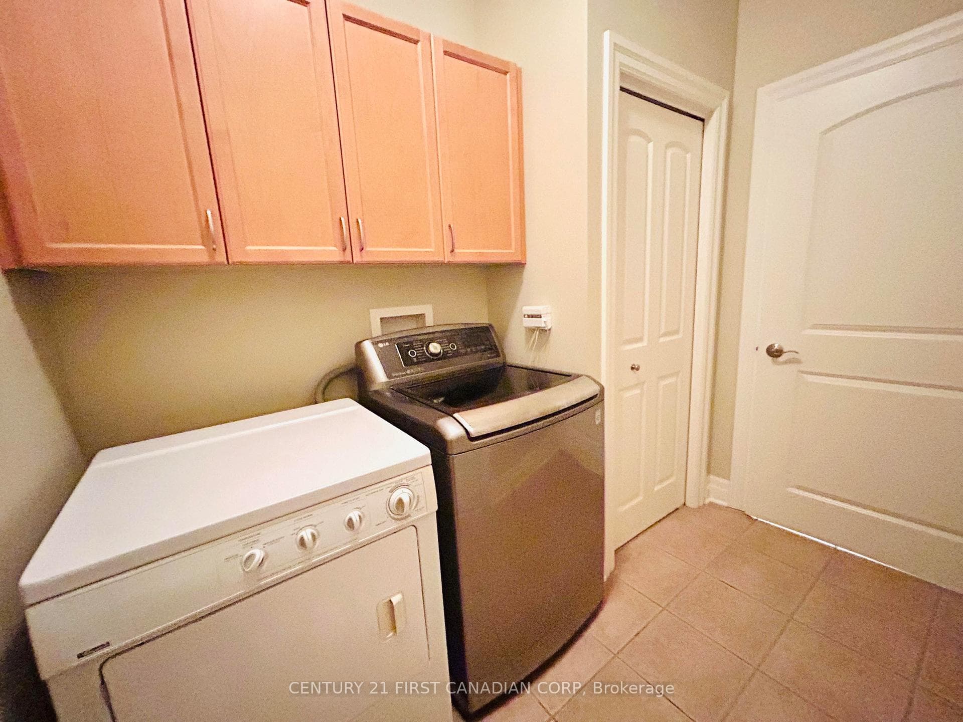 3278 Colonel Talbot Road Unit 194 photo 13