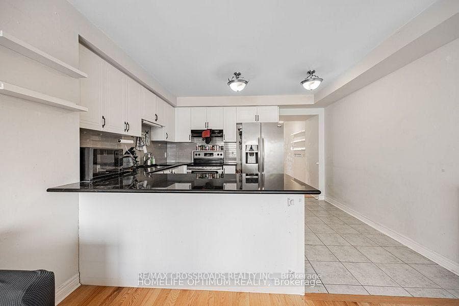 562 Midland Avenue photo 12