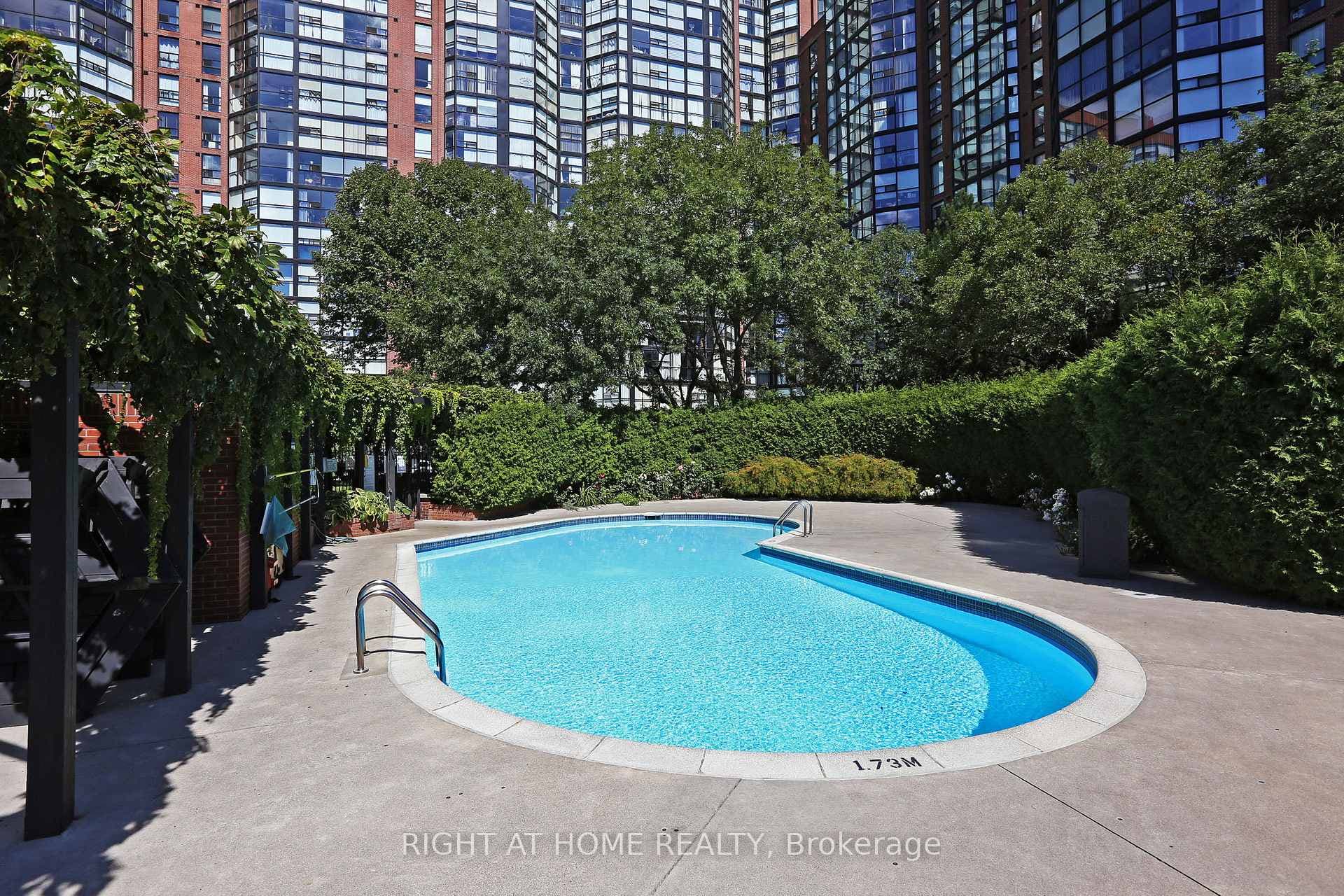 701 King Street Unit 1203 photo 13
