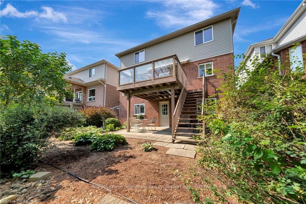 227 FARLEY Drive photo 41