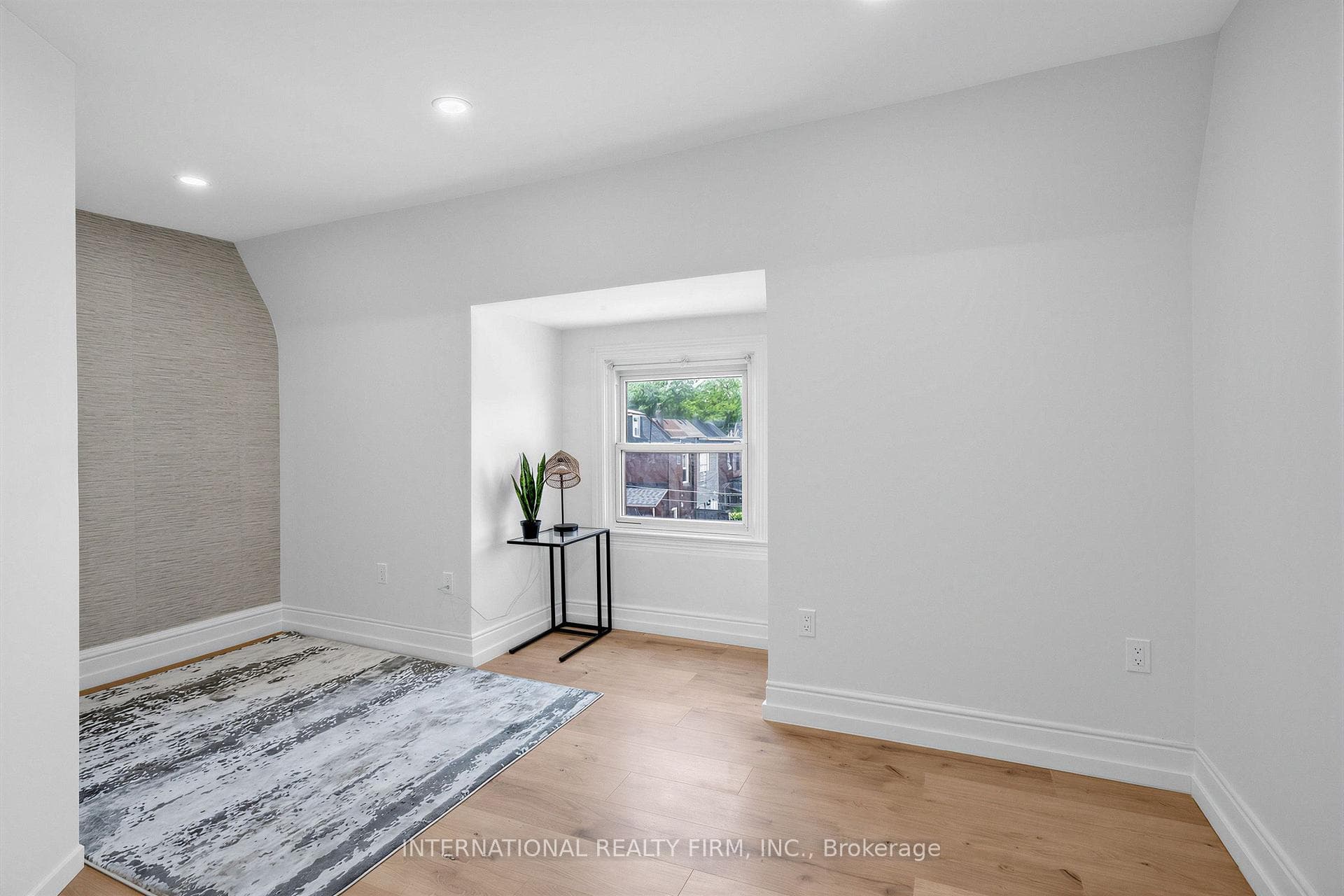 793 Dufferin Street Unit Upper photo 20